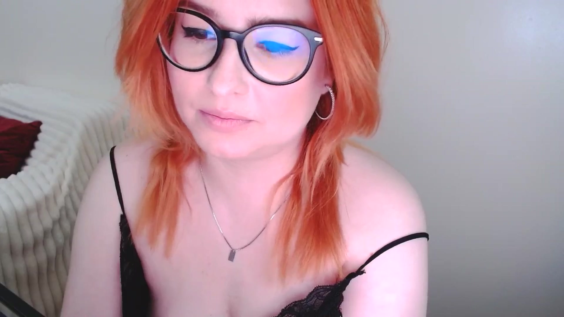 Gallery image thumbnail from EvaStar19's myfreecams stream on, 04/06/2025, 15:02 image 8 of 20