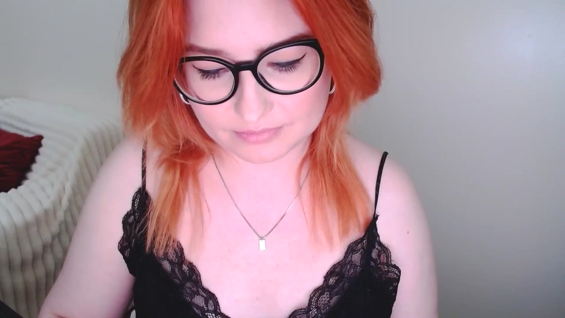 Gallery image thumbnail from EvaStar19's myfreecams stream on, 04/06/2025, 15:02 image 11 of 20