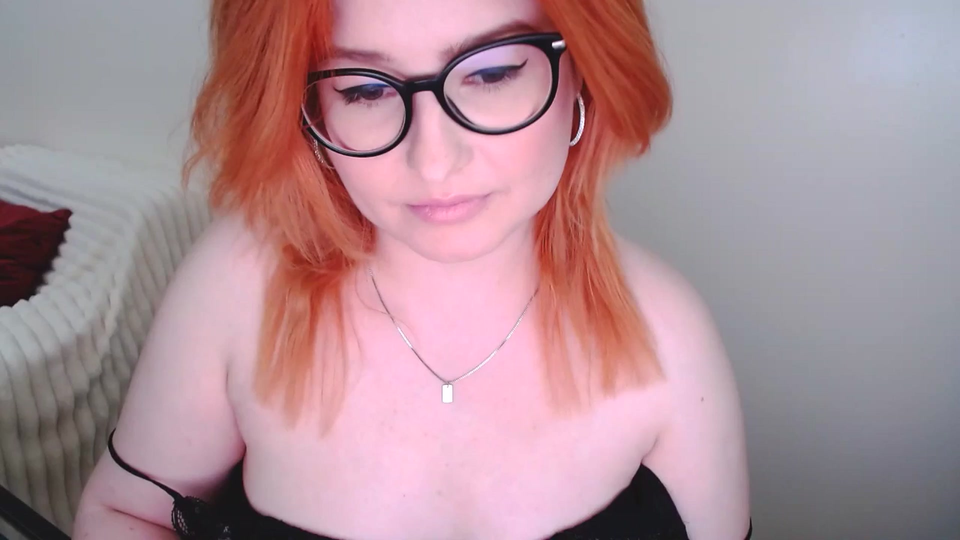 Gallery image thumbnail from EvaStar19's myfreecams stream on, 04/06/2025, 15:02 image 1 of 20