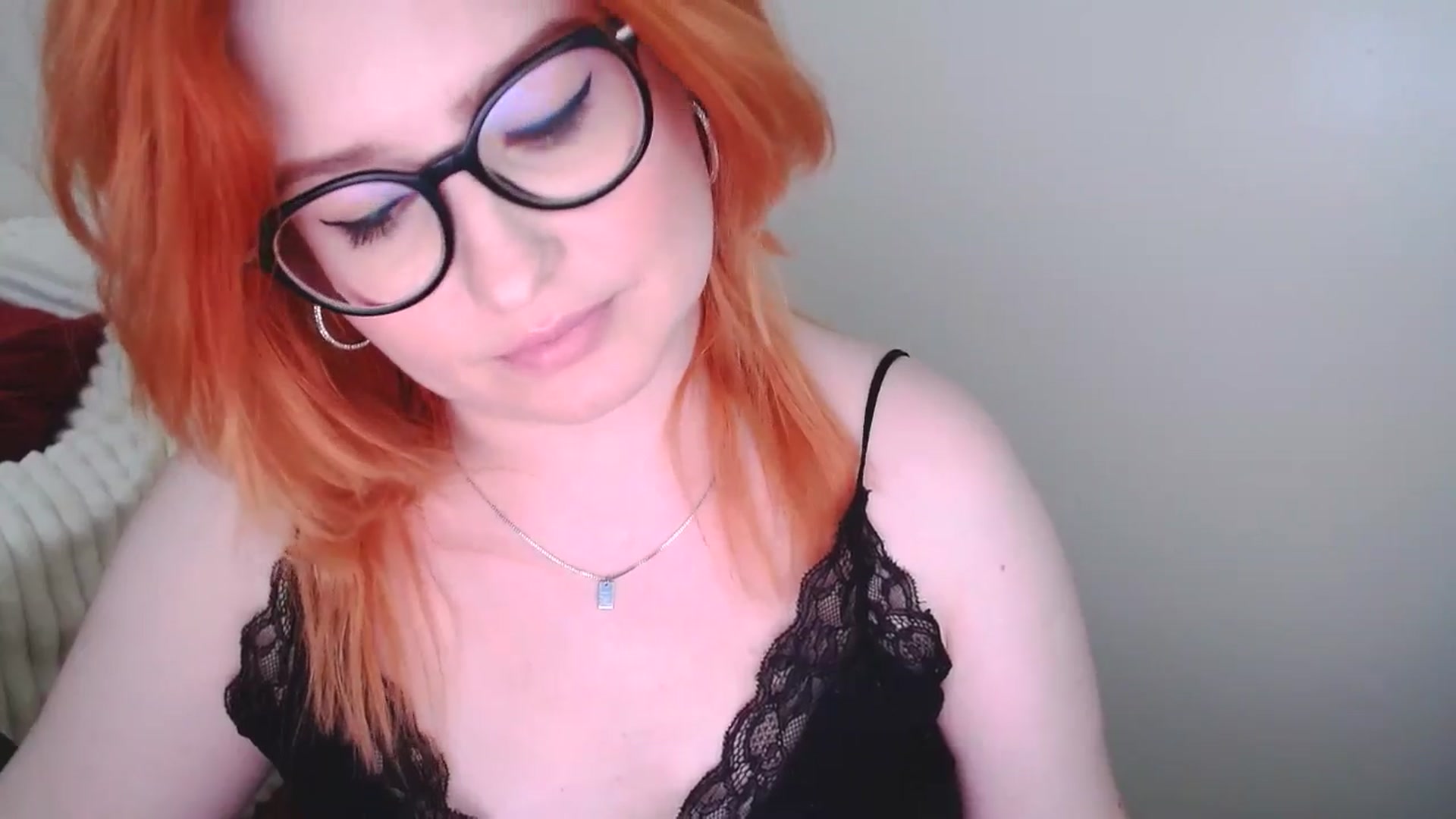 Gallery image thumbnail from EvaStar19's myfreecams stream on, 04/06/2025, 15:02 image 7 of 20