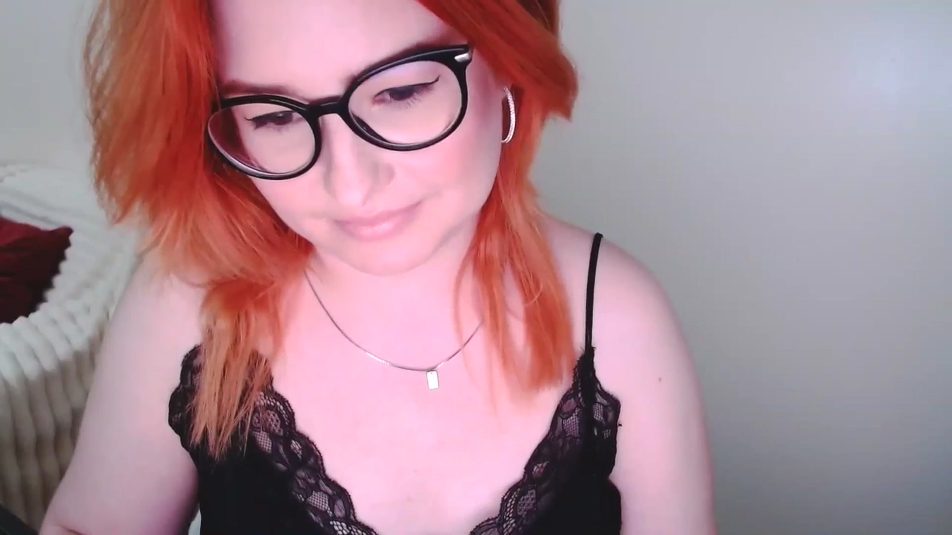 Gallery image thumbnail from EvaStar19's myfreecams stream on, 04/06/2025, 15:02 image 17 of 20