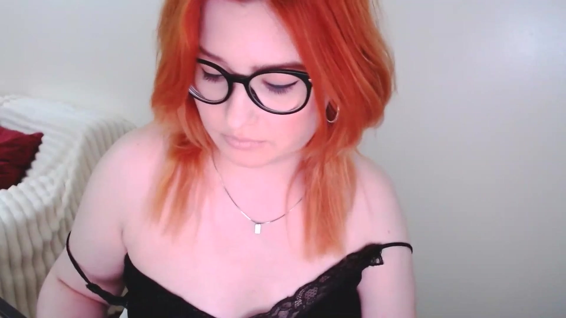 Gallery image thumbnail from EvaStar19's myfreecams stream on, 04/06/2025, 16:20 image 6 of 20