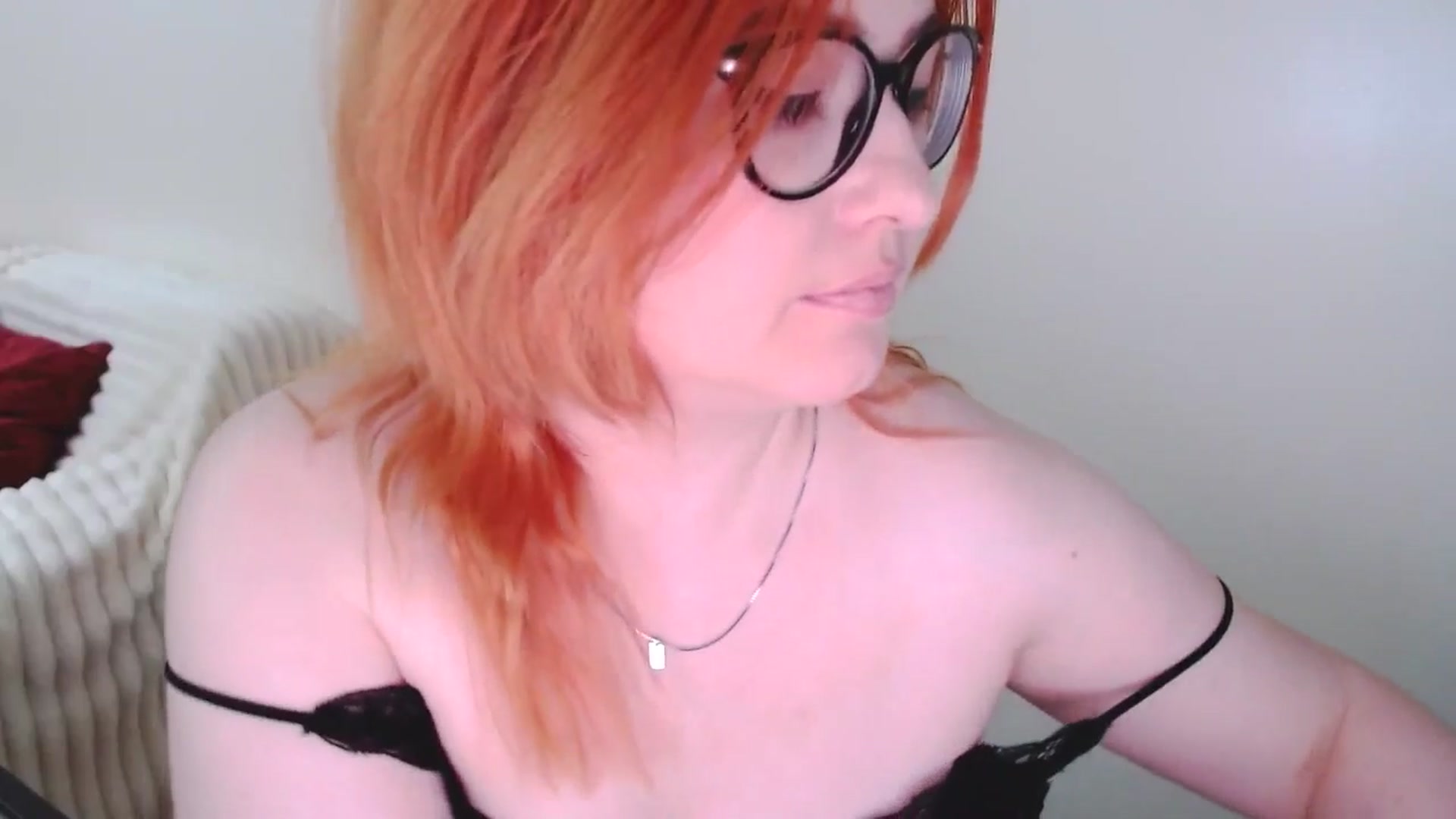 Gallery image thumbnail from EvaStar19's myfreecams stream on, 04/06/2025, 16:20 image 19 of 20