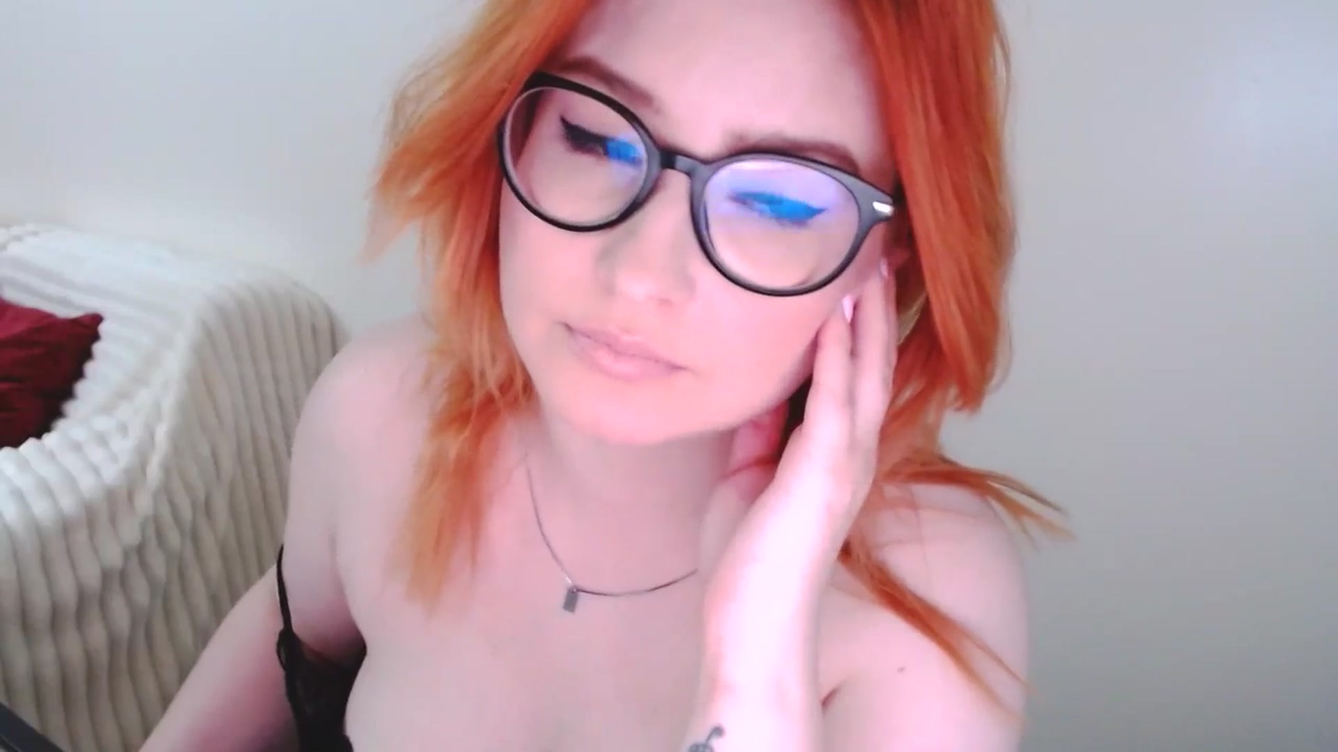 Gallery image thumbnail from EvaStar19's myfreecams stream on, 04/06/2025, 16:20 image 20 of 20