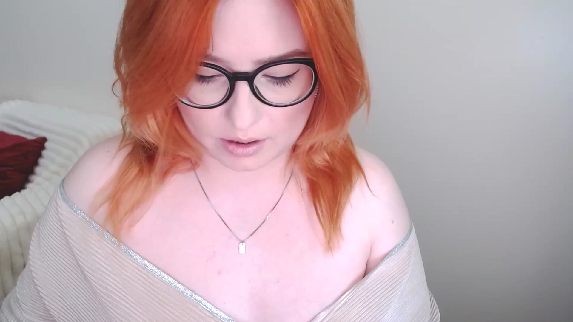 Gallery image thumbnail from EvaStar19's myfreecams stream on, 04/10/2025, 12:10 image 8 of 20
