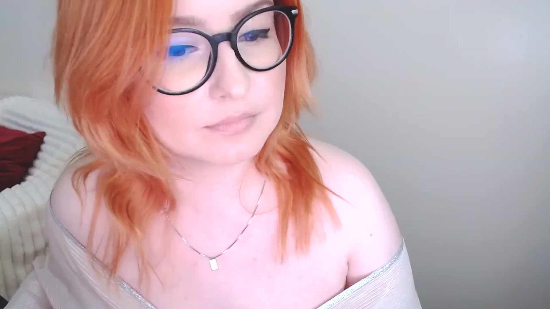 Gallery image thumbnail from EvaStar19's myfreecams stream on, 04/10/2025, 12:10 image 14 of 20