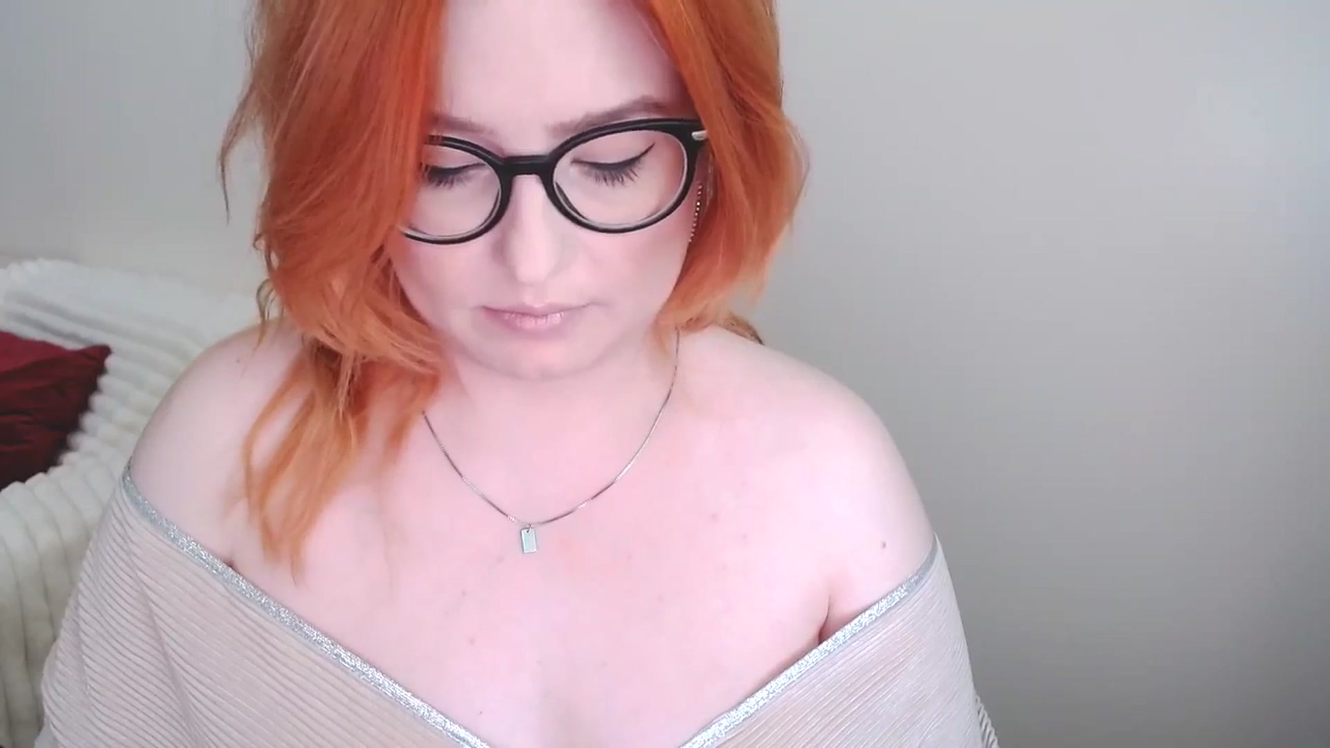 Gallery image thumbnail from EvaStar19's myfreecams stream on, 04/10/2025, 12:10 image 4 of 20