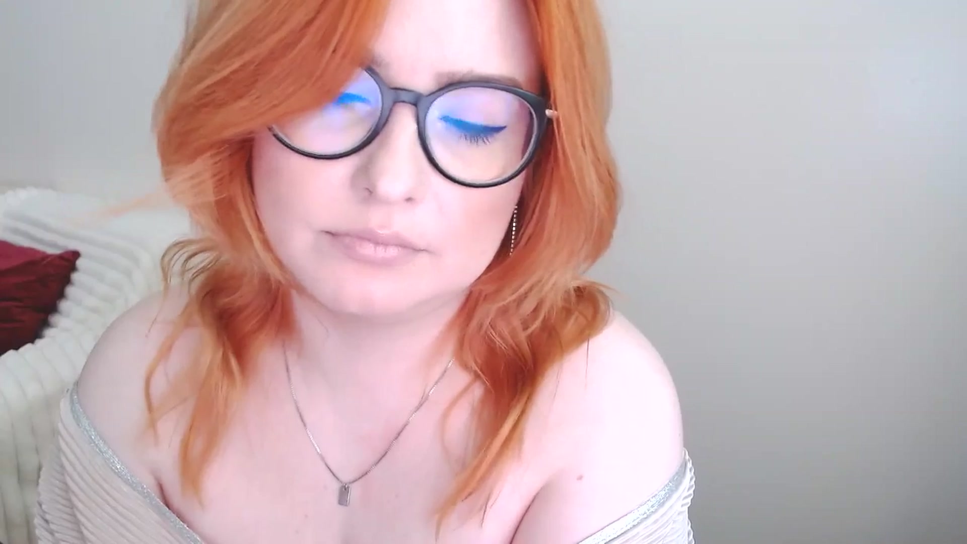 Gallery image thumbnail from EvaStar19's myfreecams stream on, 04/10/2025, 12:10 image 3 of 20