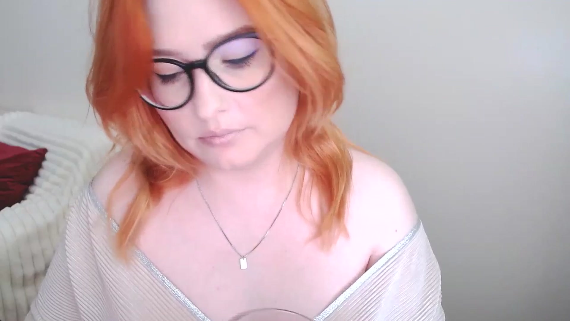 Gallery image thumbnail from EvaStar19's myfreecams stream on, 04/10/2025, 12:10 image 2 of 20