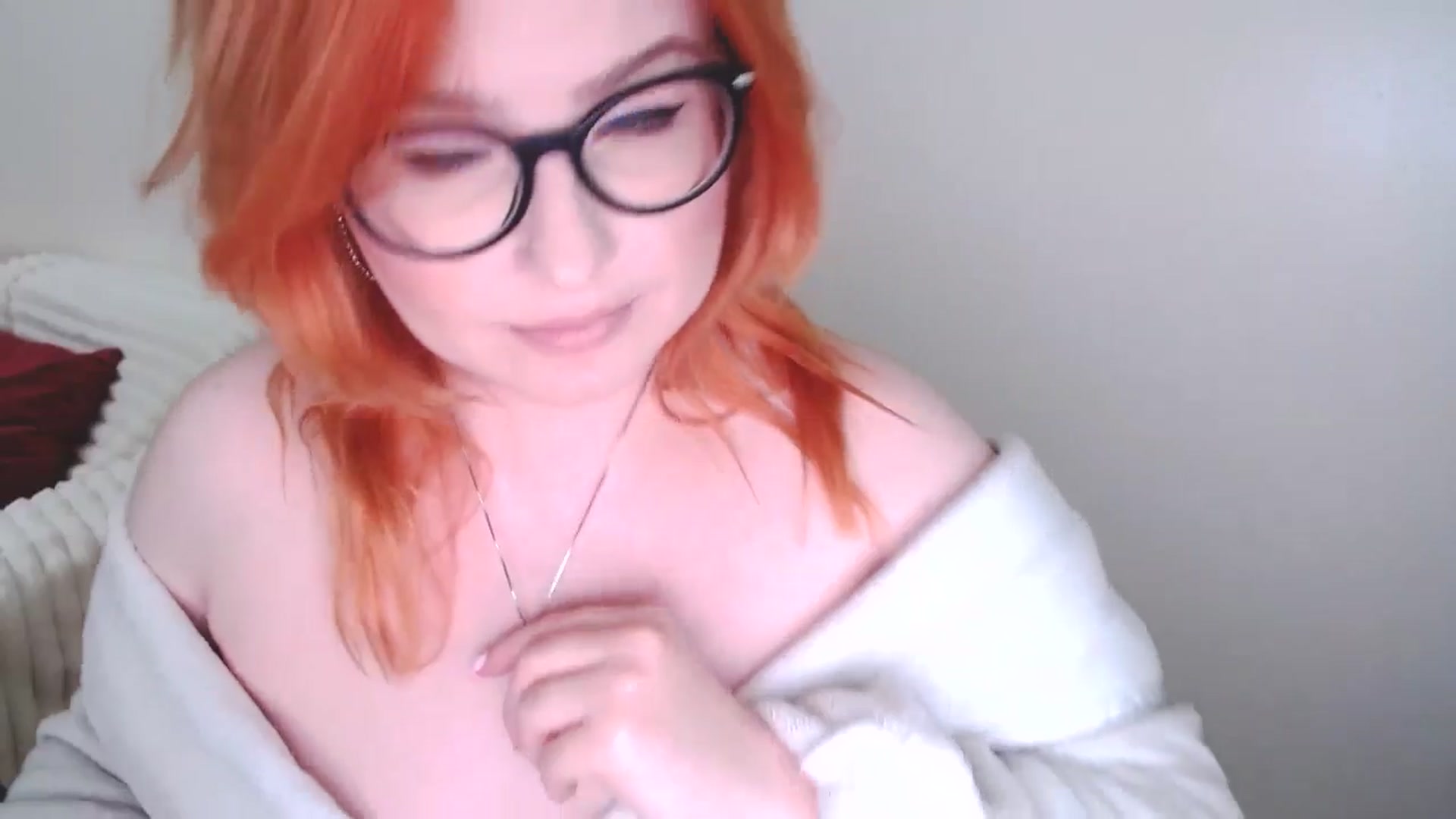 Gallery image thumbnail from EvaStar19's myfreecams stream on, 04/10/2025, 12:40 image 16 of 20
