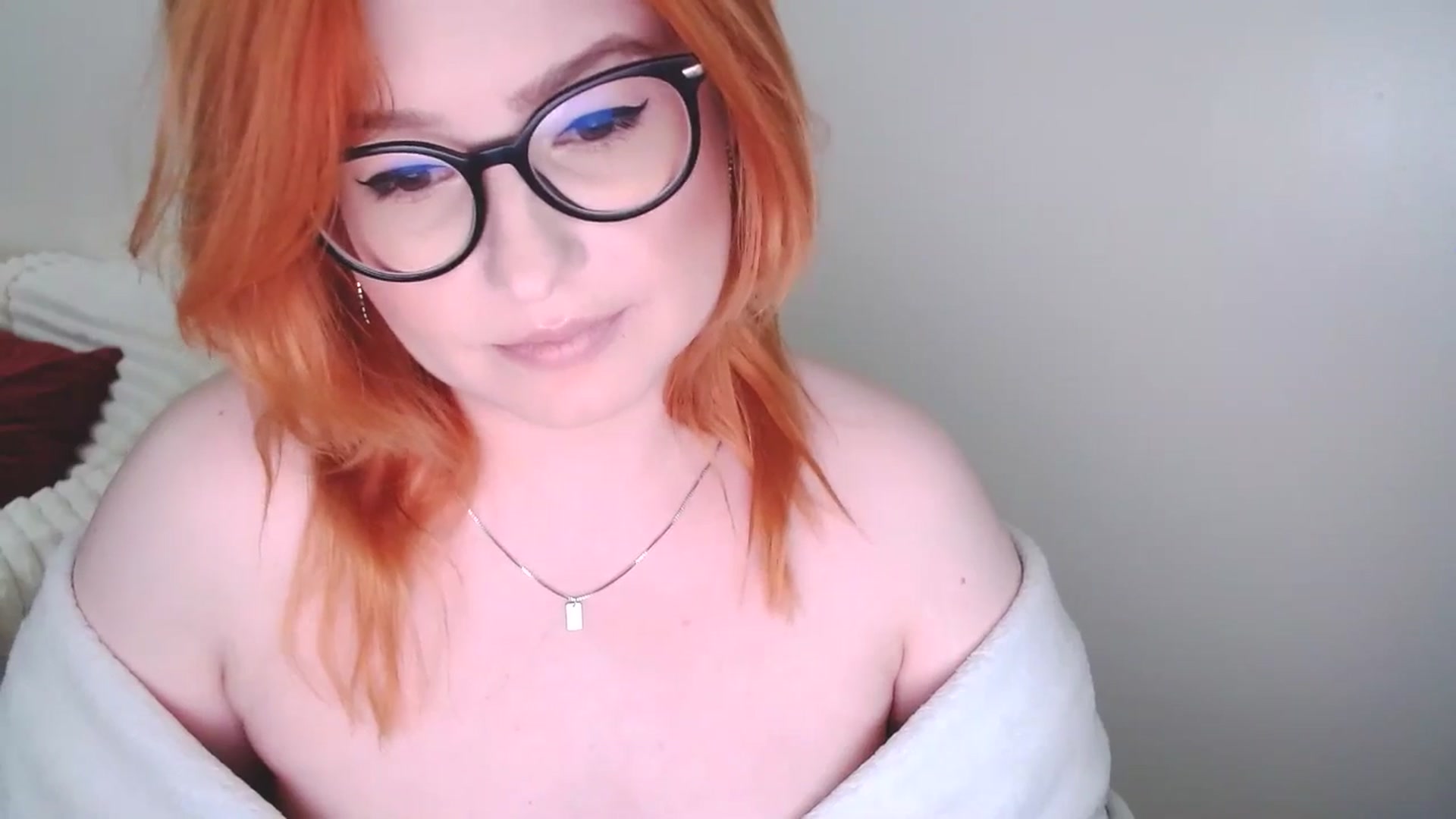 Gallery image thumbnail from EvaStar19's myfreecams stream on, 04/10/2025, 12:40 image 5 of 20
