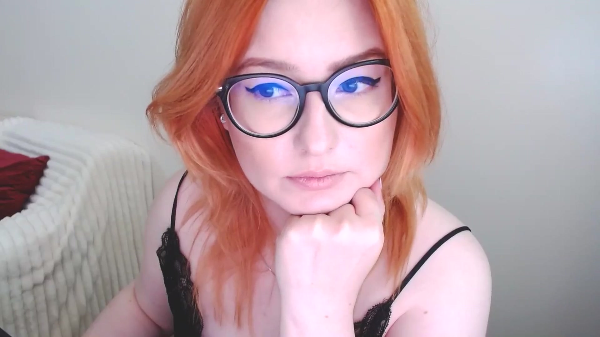 Gallery image thumbnail from EvaStar19's myfreecams stream on, 04/12/2025, 10:55 image 19 of 20