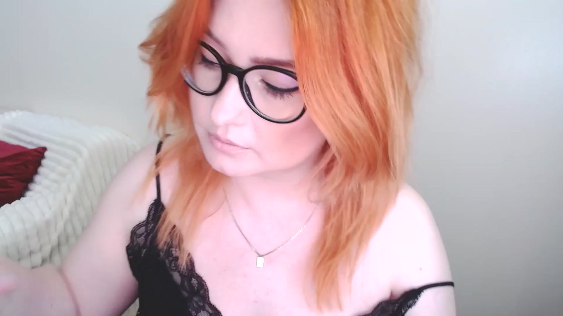 Gallery image thumbnail from EvaStar19's myfreecams stream on, 04/12/2025, 10:55 image 1 of 20