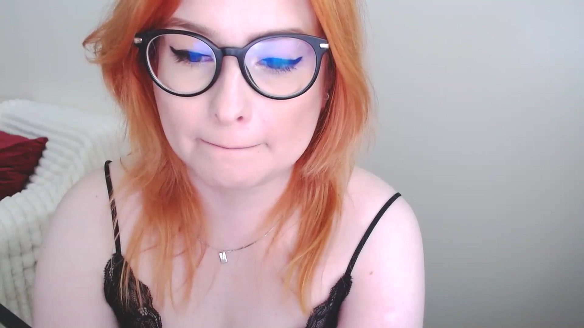 Gallery image thumbnail from EvaStar19's myfreecams stream on, 04/12/2025, 12:22 image 19 of 20