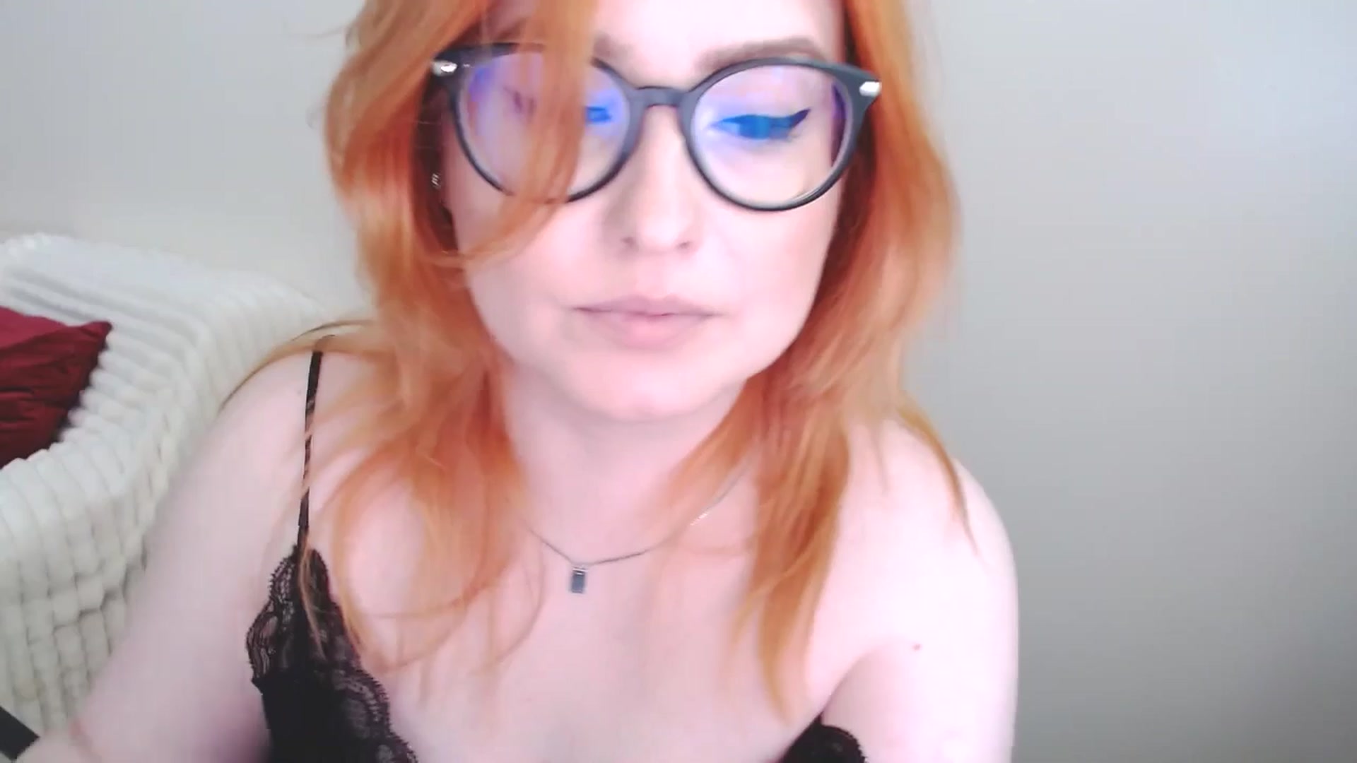 Gallery image thumbnail from EvaStar19's myfreecams stream on, 04/12/2025, 12:22 image 12 of 20