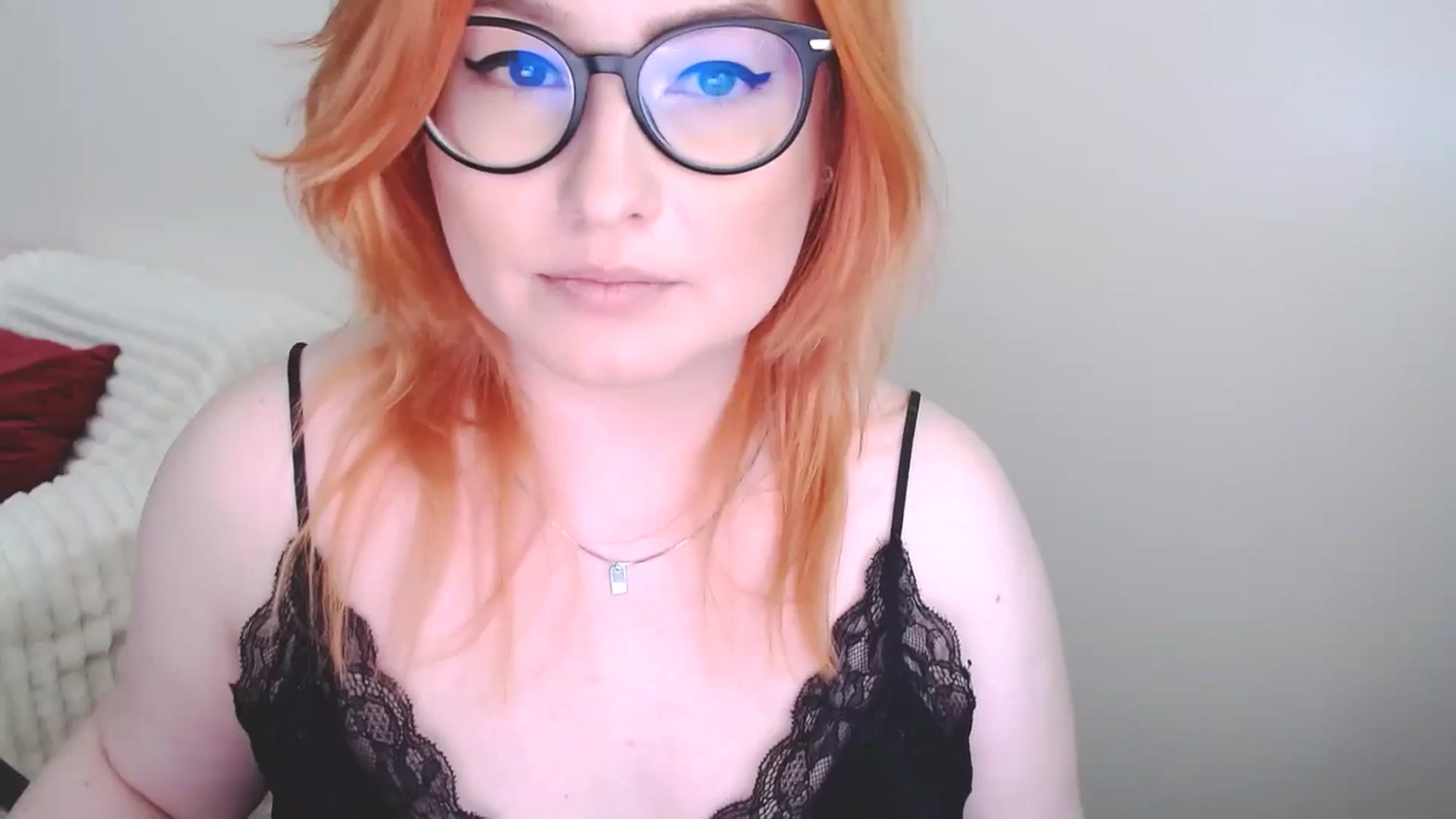 Gallery image thumbnail from EvaStar19's myfreecams stream on, 04/12/2025, 12:22 image 15 of 20