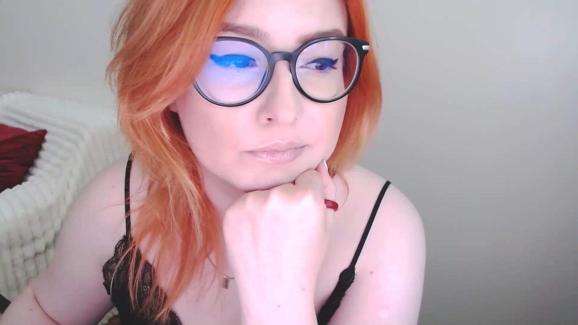 Gallery image thumbnail from EvaStar19's myfreecams stream on, 04/12/2025, 13:22 image 16 of 20