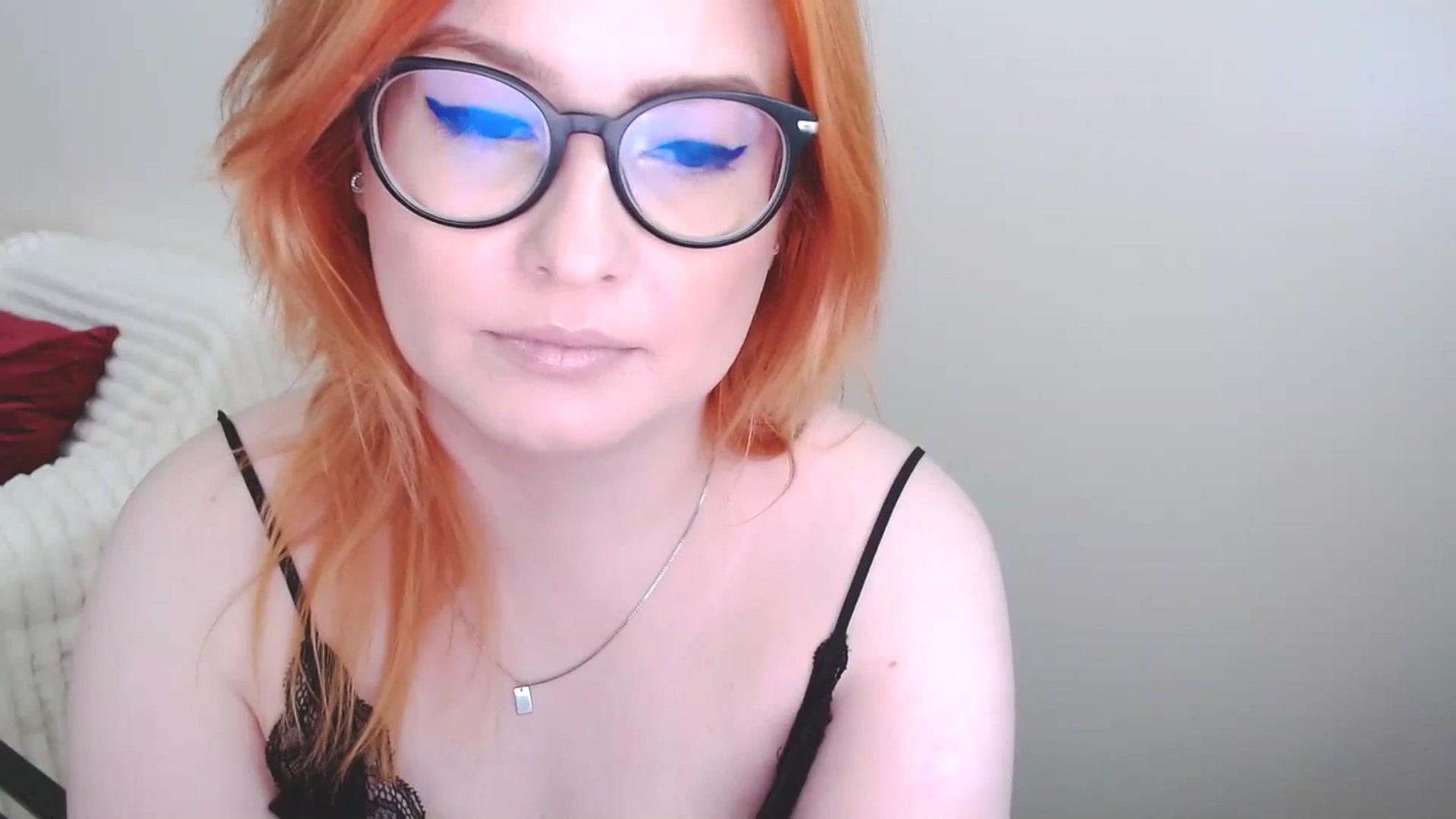 Gallery image thumbnail from EvaStar19's myfreecams stream on, 04/12/2025, 13:22 image 19 of 20