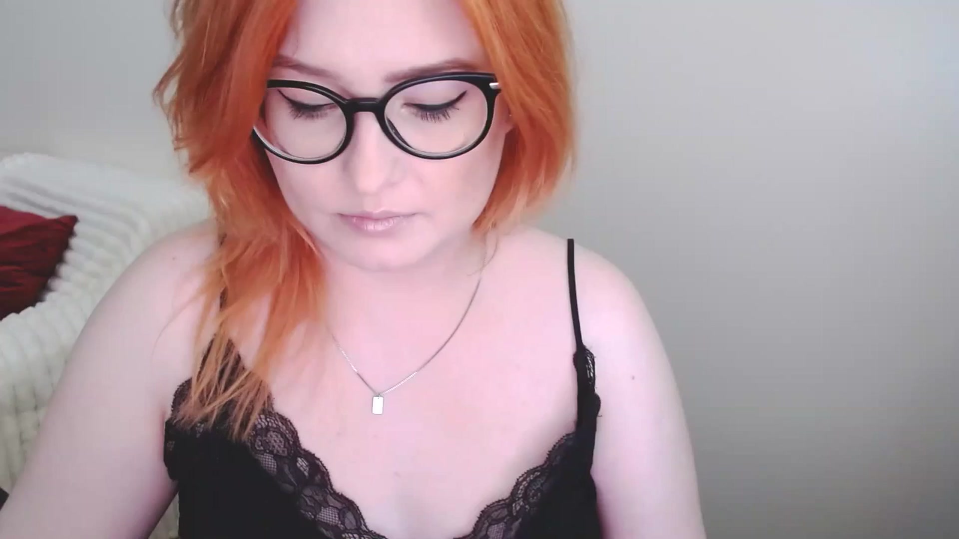 Gallery image thumbnail from EvaStar19's myfreecams stream on, 04/12/2025, 13:22 image 9 of 20