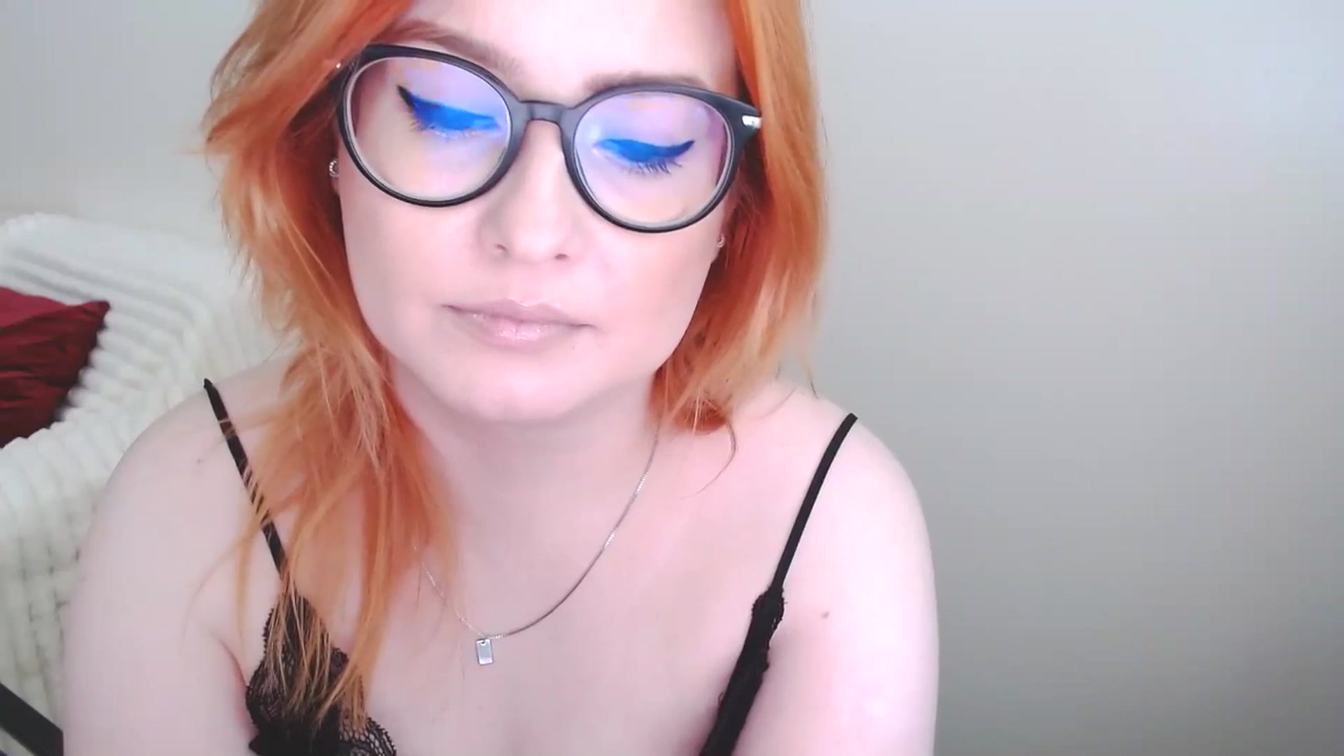 Gallery image thumbnail from EvaStar19's myfreecams stream on, 04/12/2025, 13:22 image 18 of 20