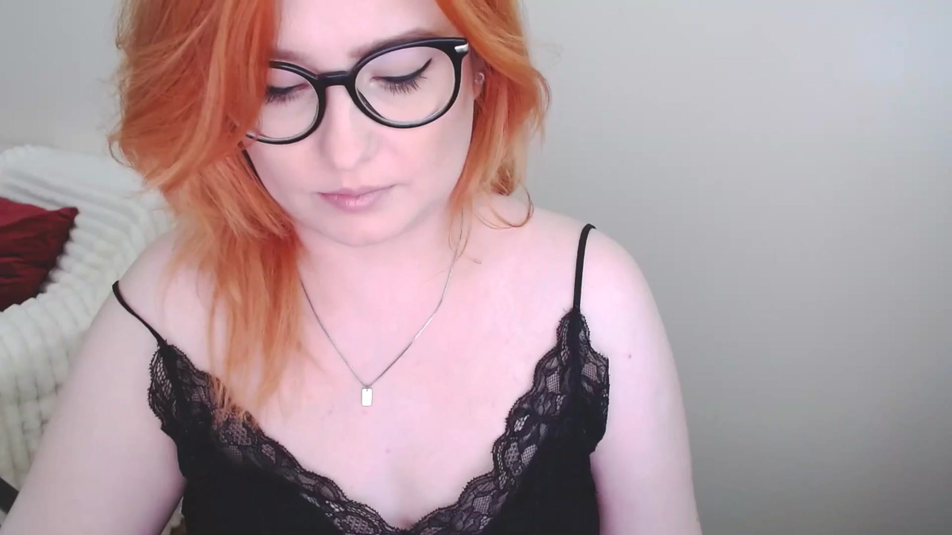 Gallery image thumbnail from EvaStar19's myfreecams stream on, 04/12/2025, 14:13 image 14 of 20