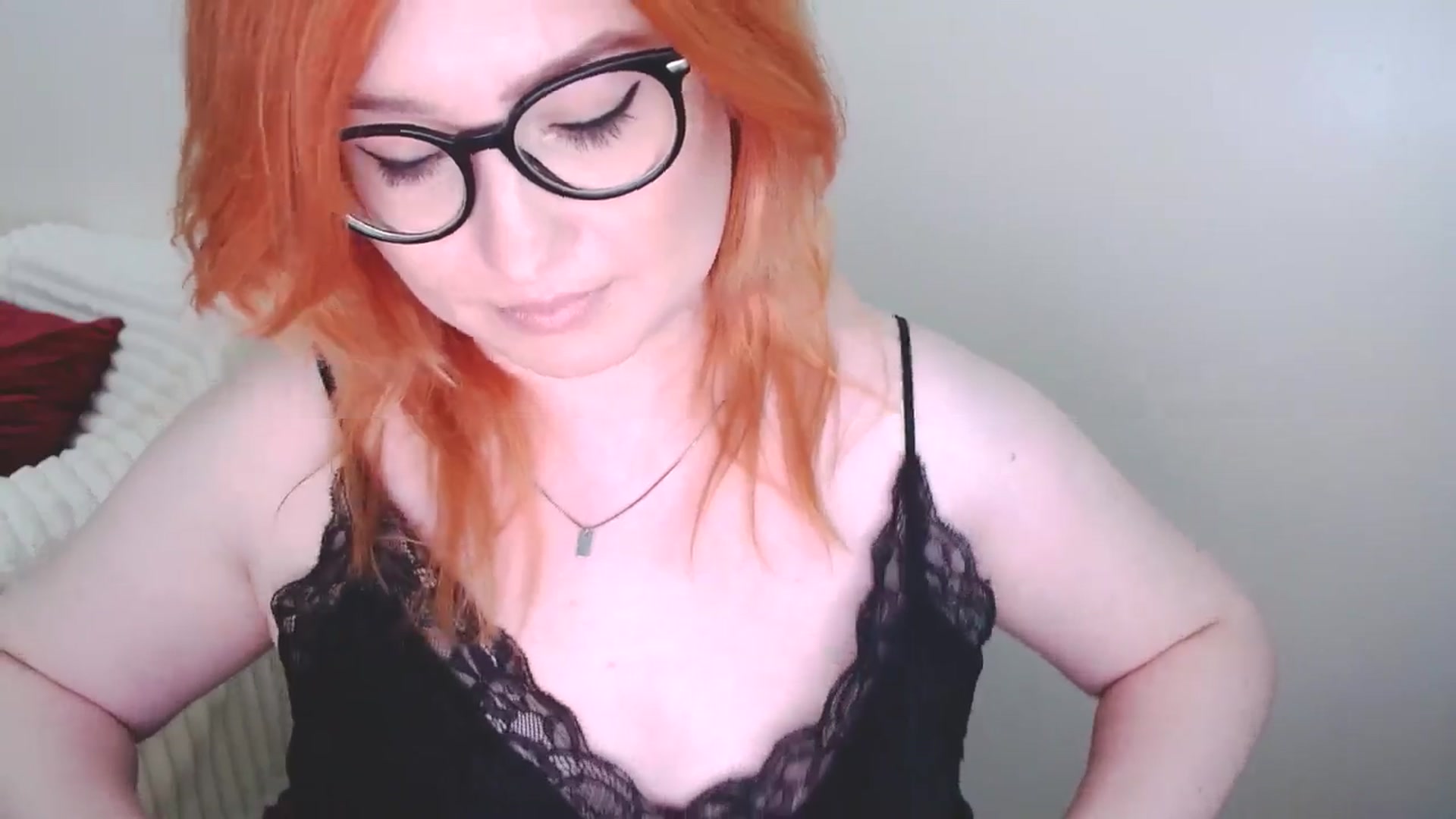 Gallery image thumbnail from EvaStar19's myfreecams stream on, 04/12/2025, 14:56 image 15 of 20