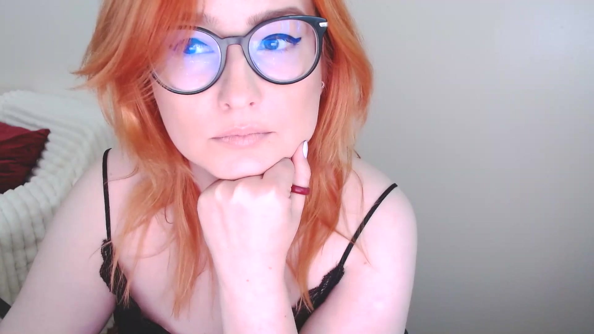 Gallery image thumbnail from EvaStar19's myfreecams stream on, 04/12/2025, 14:56 image 17 of 20