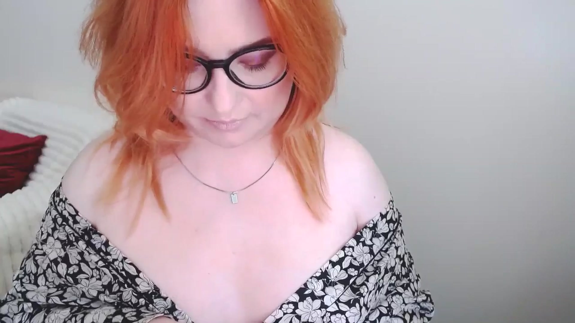 Gallery image thumbnail from EvaStar19's myfreecams stream on, 04/13/2025, 12:14 image 16 of 20