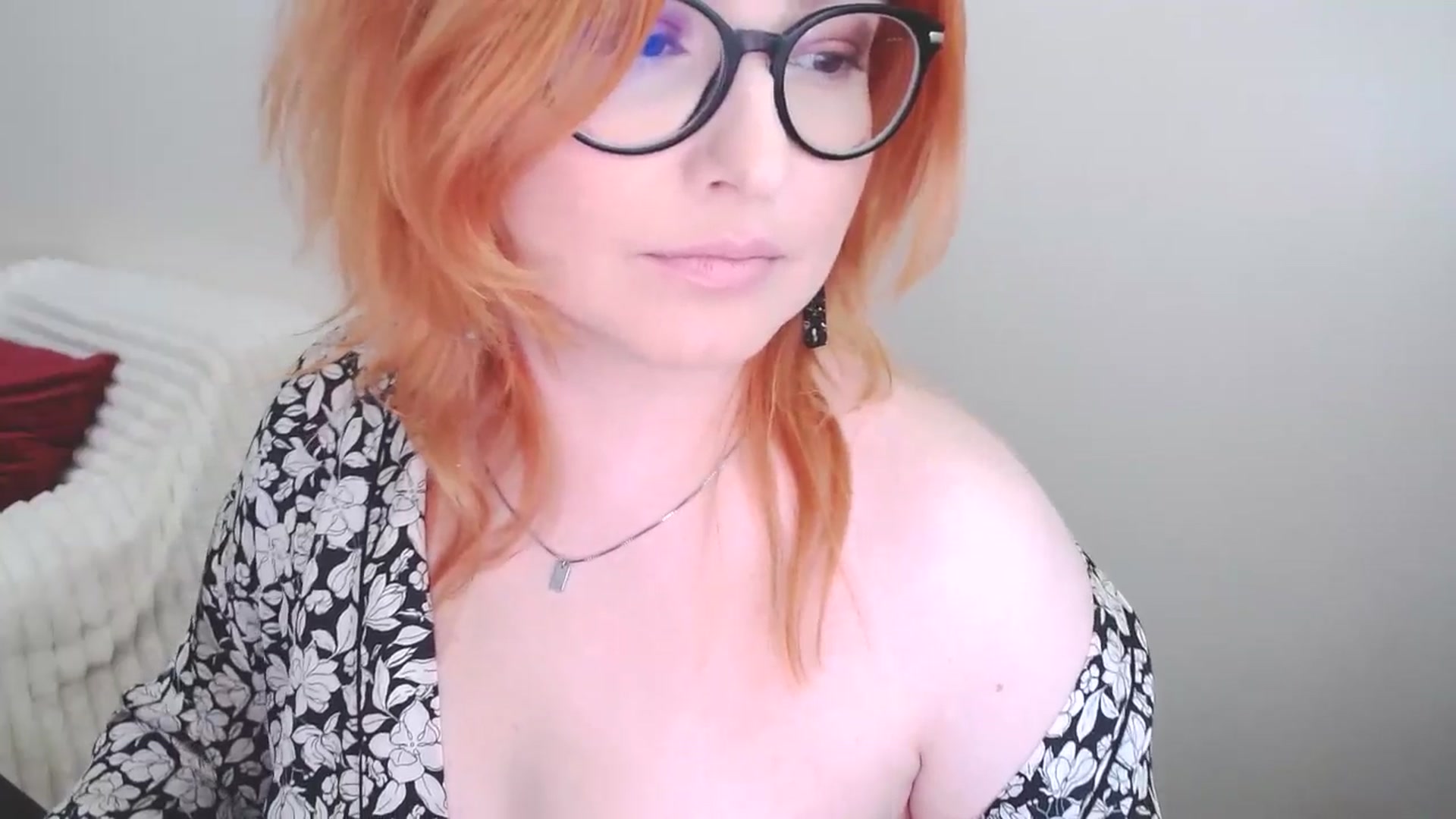 Gallery image thumbnail from EvaStar19's myfreecams stream on, 04/13/2025, 14:20 image 7 of 20