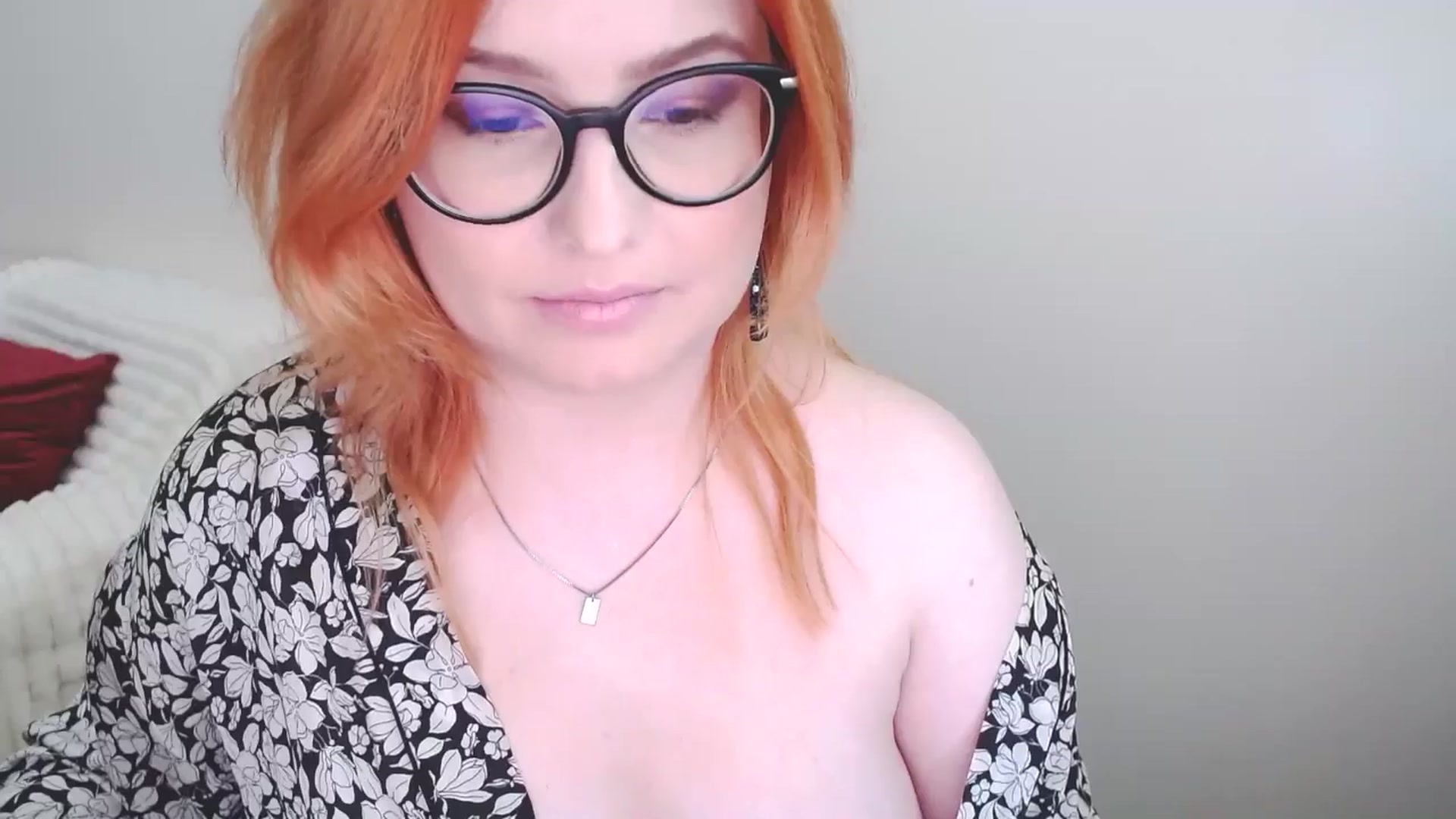 Gallery image thumbnail from EvaStar19's myfreecams stream on, 04/13/2025, 14:20 image 8 of 20