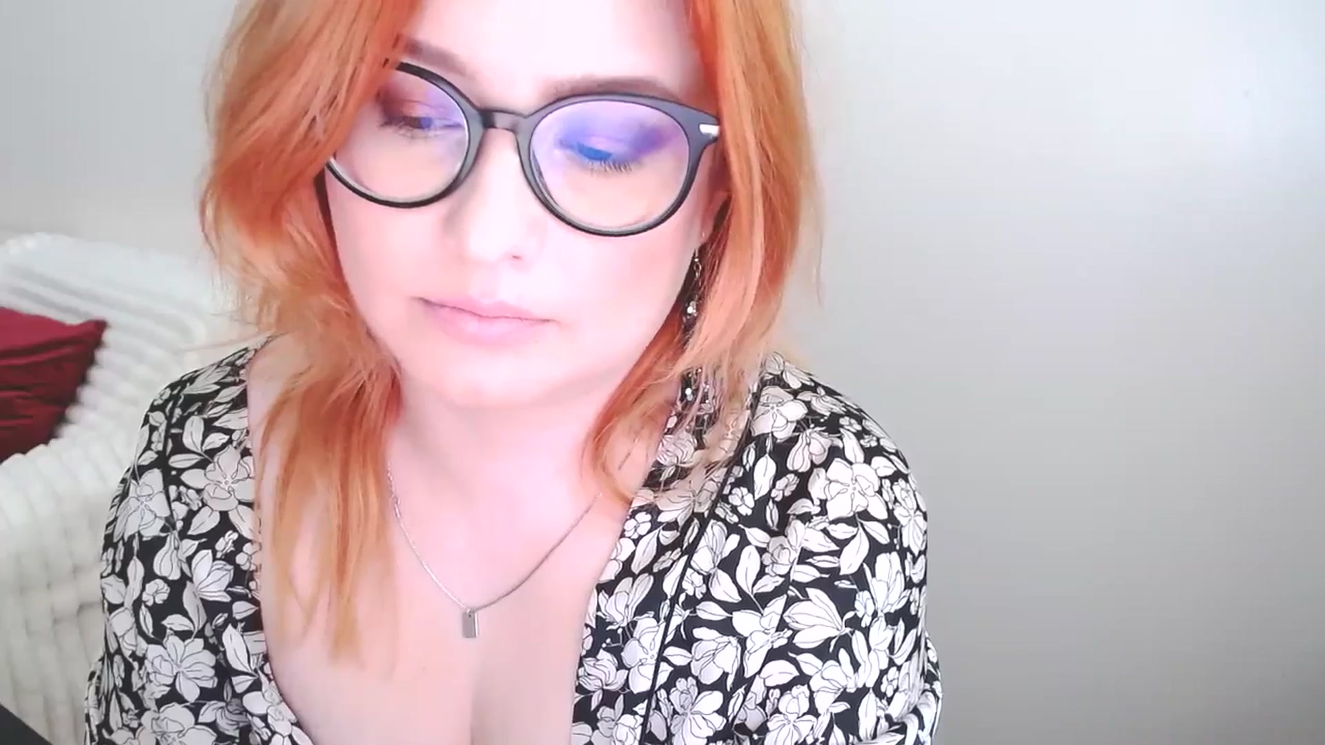 Gallery image thumbnail from EvaStar19's myfreecams stream on, 04/13/2025, 14:20 image 12 of 20