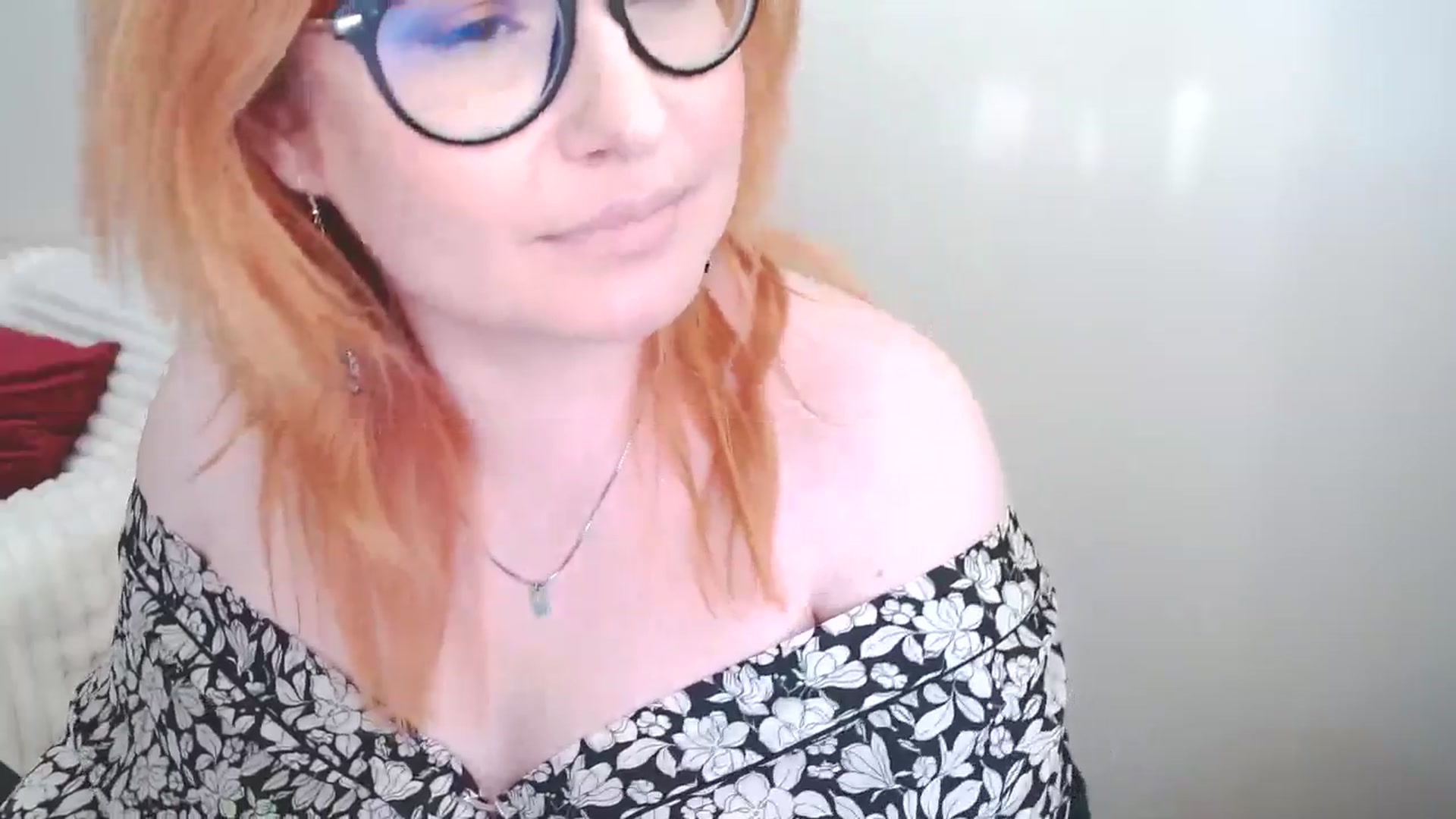 Gallery image thumbnail from EvaStar19's myfreecams stream on, 04/13/2025, 15:43 image 5 of 20
