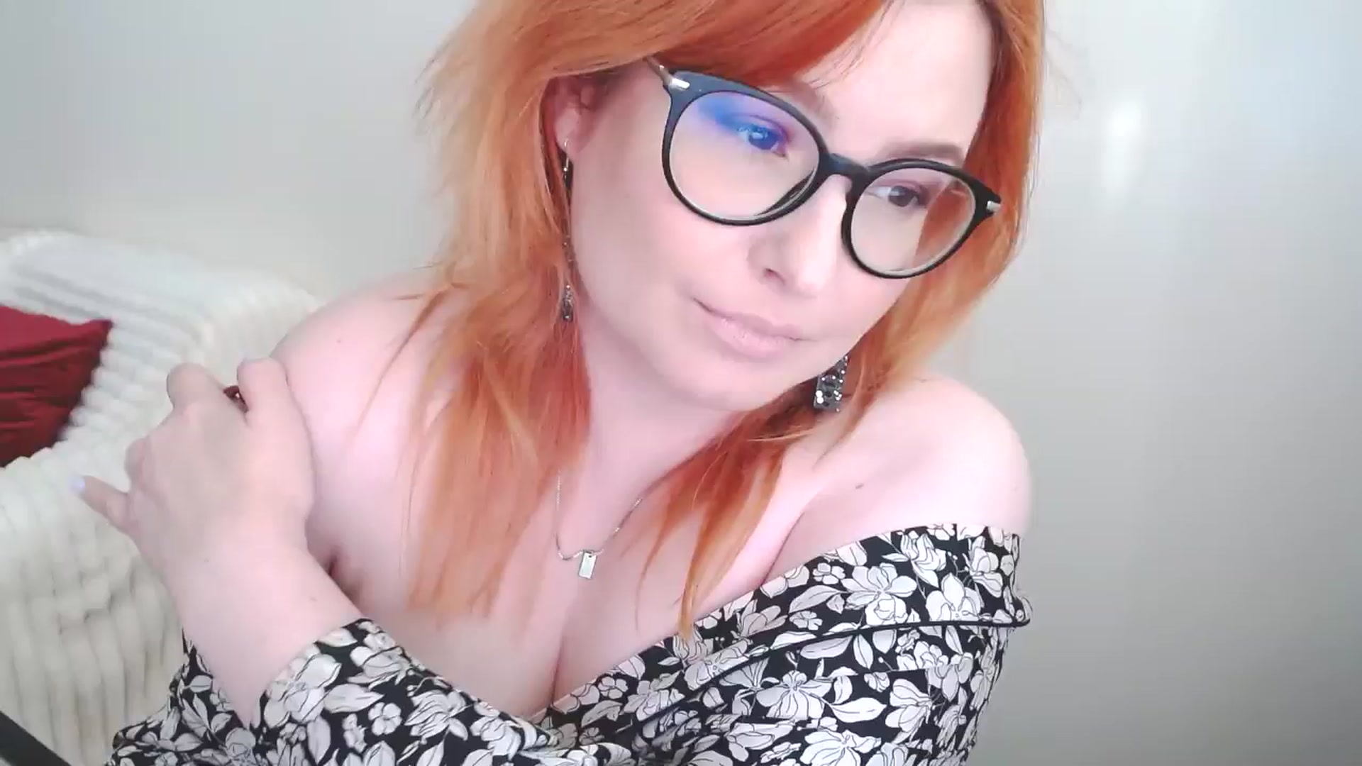 Gallery image thumbnail from EvaStar19's myfreecams stream on, 04/13/2025, 15:43 image 1 of 20