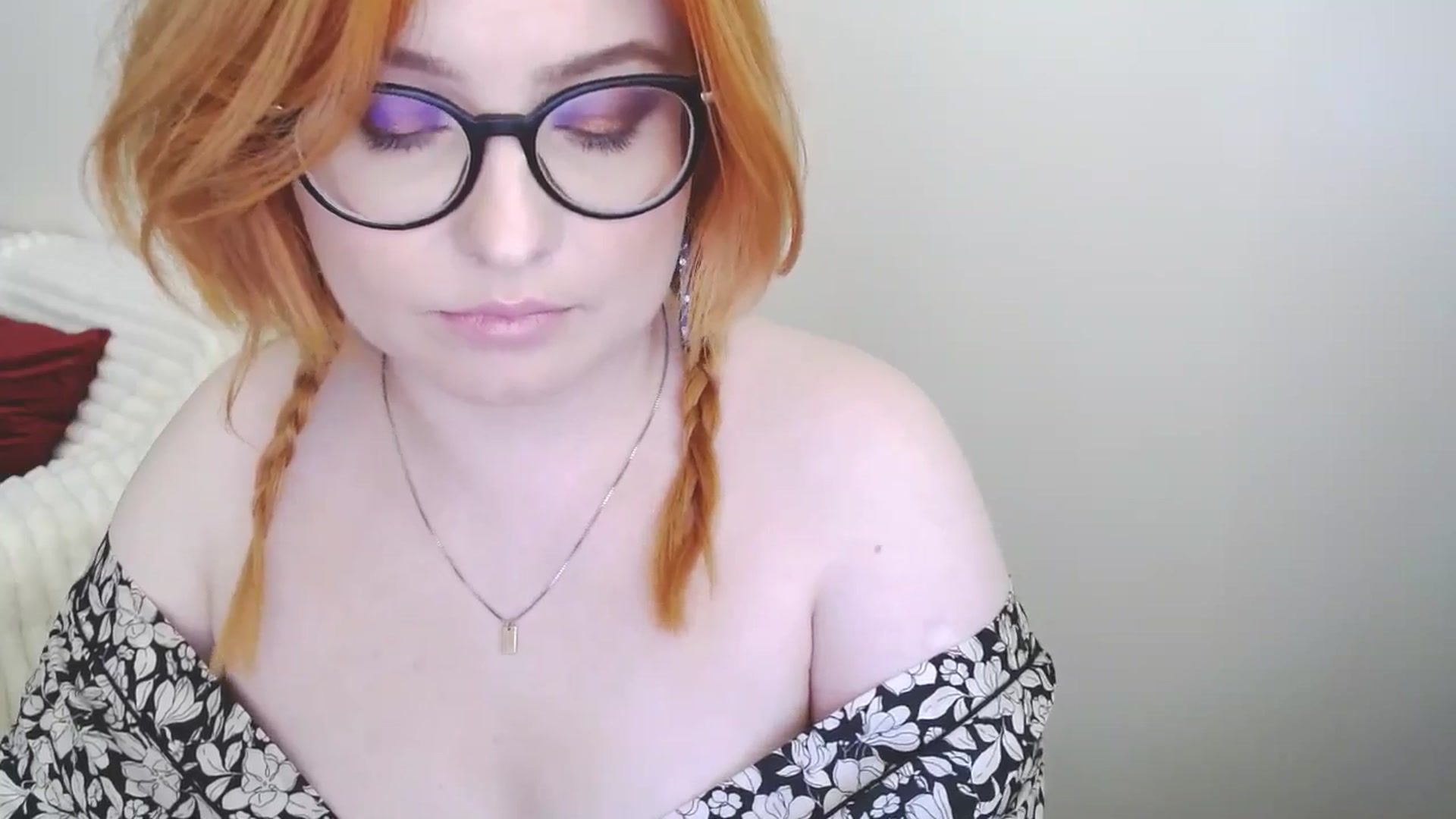 Gallery image thumbnail from EvaStar19's myfreecams stream on, 04/13/2025, 16:20 image 6 of 20