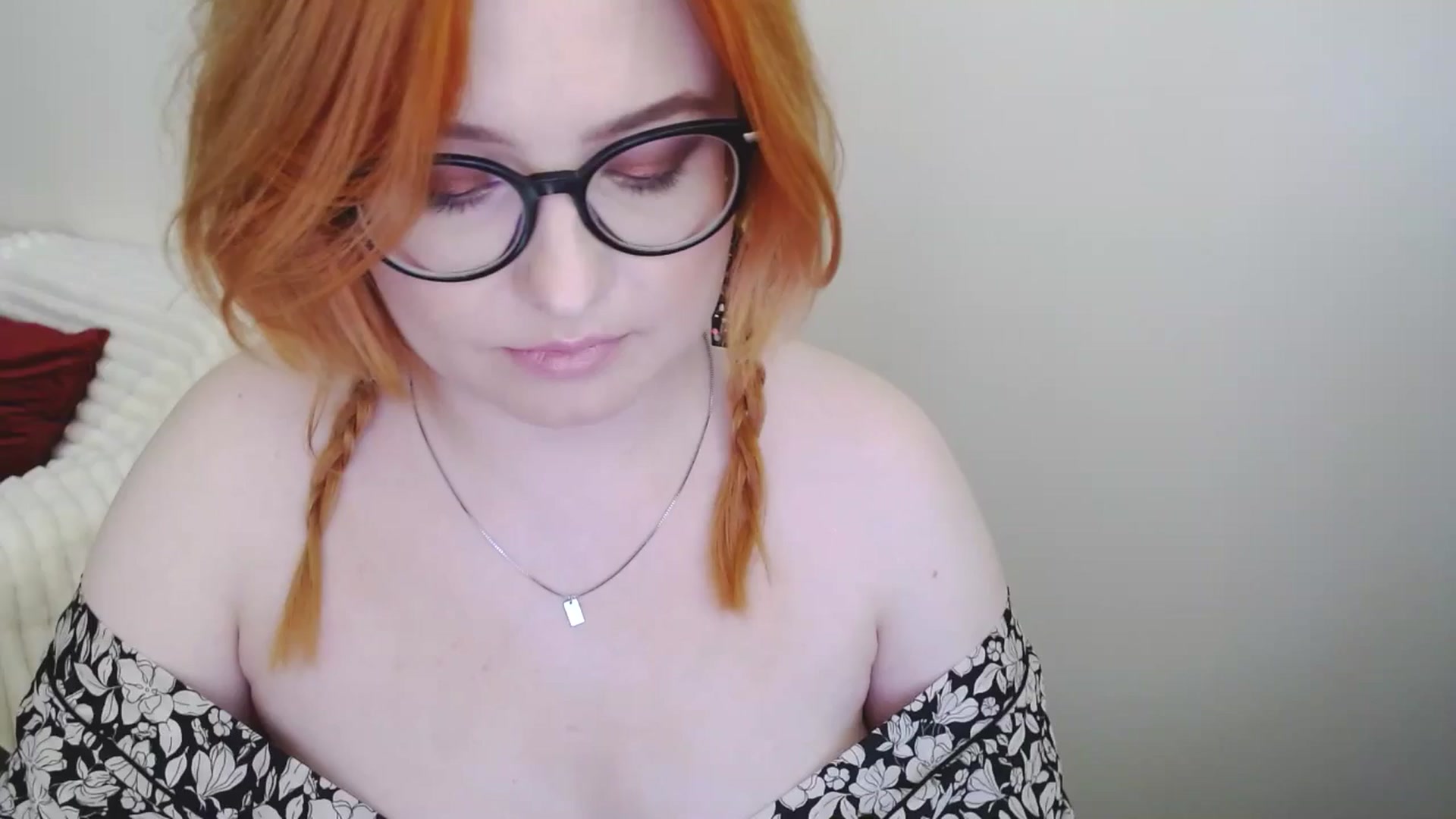 Gallery image thumbnail from EvaStar19's myfreecams stream on, 04/13/2025, 16:20 image 10 of 20