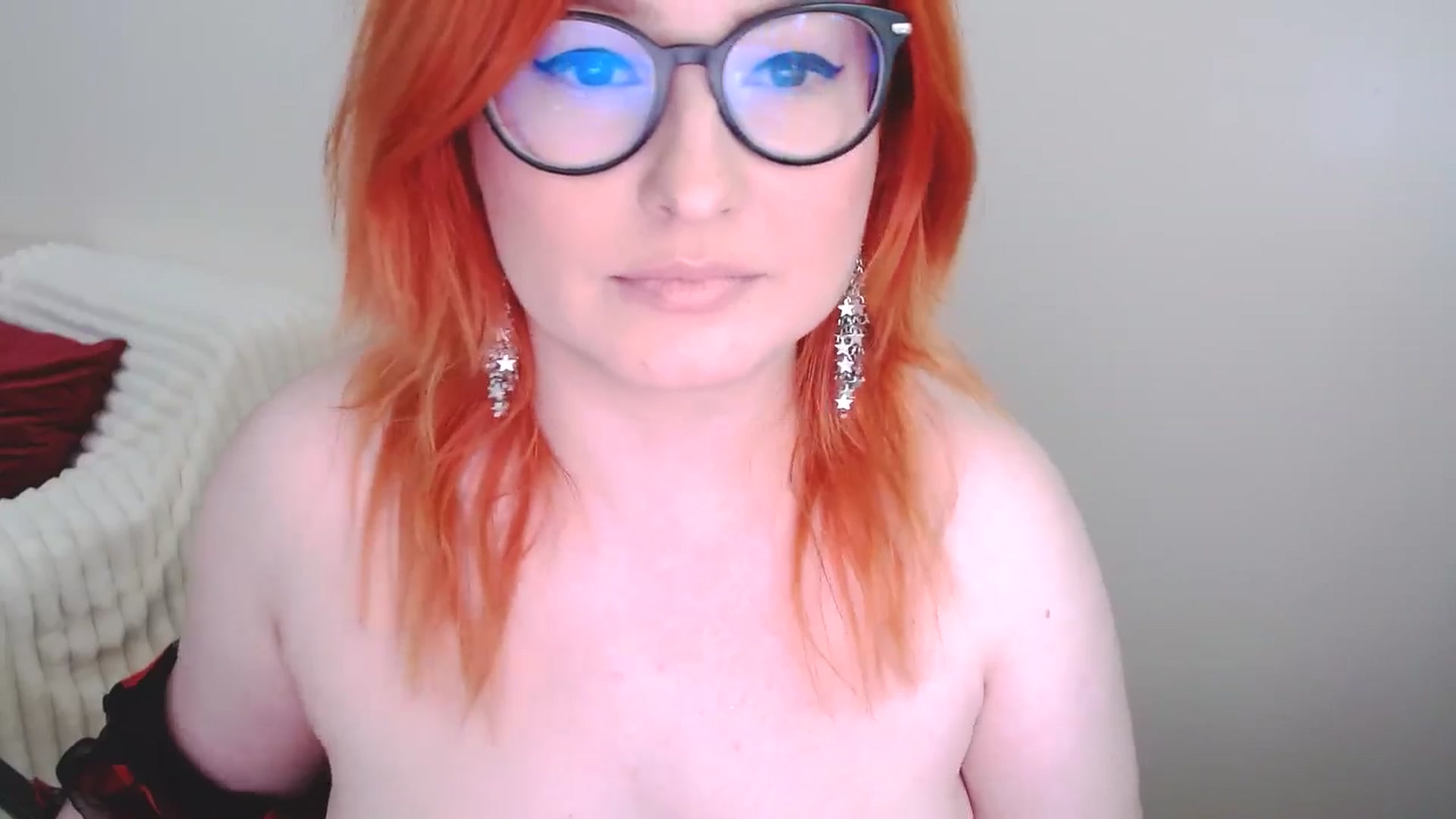 Gallery image thumbnail from EvaStar19's myfreecams stream on, 04/26/2025, 14:20 image 11 of 20