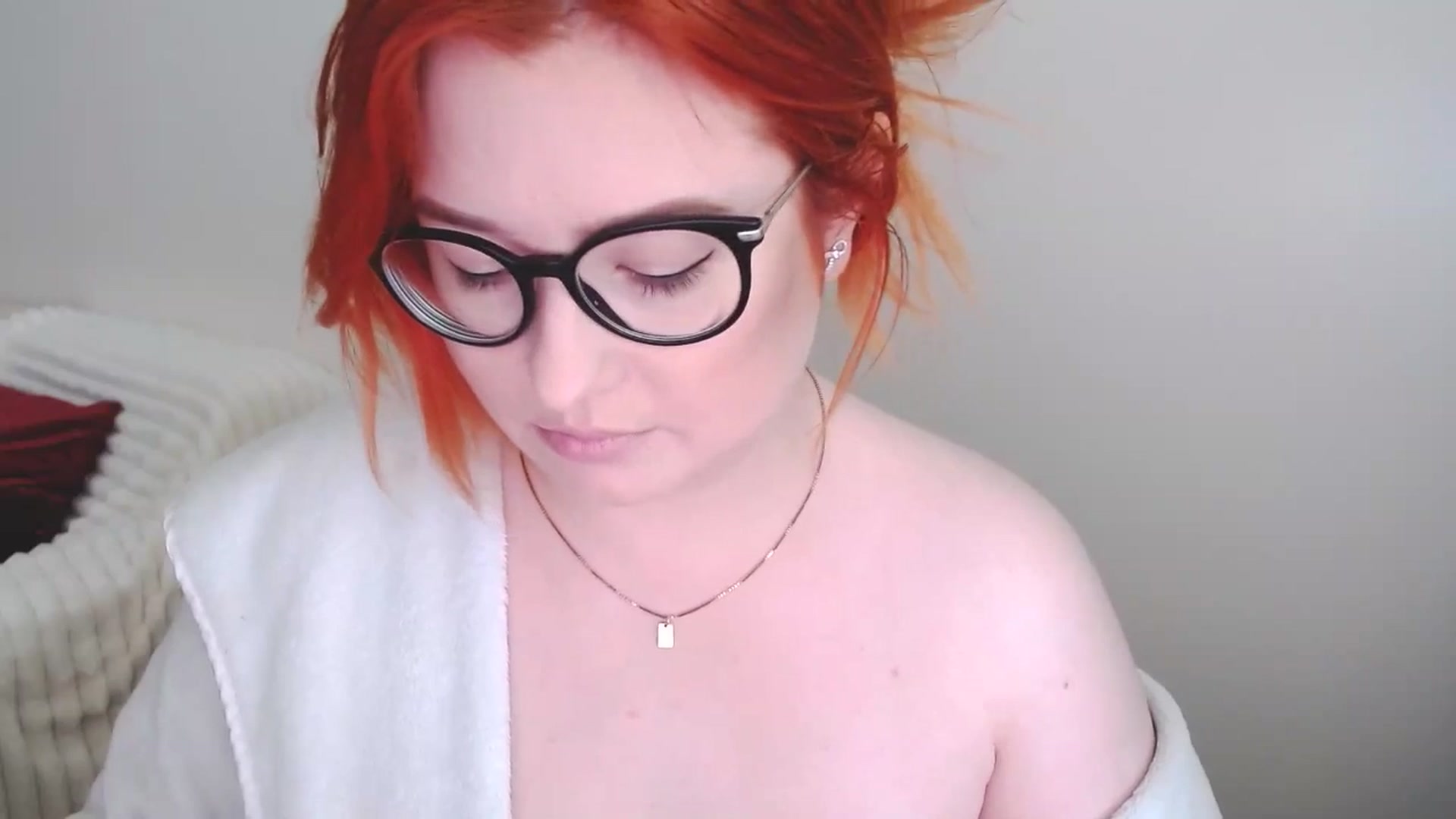 Gallery image thumbnail from EvaStar19's myfreecams stream on, 04/27/2025, 11:49 image 13 of 20