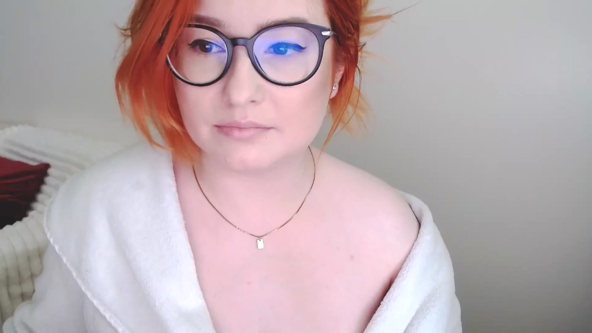 Gallery image thumbnail from EvaStar19's myfreecams stream on, 04/27/2025, 11:49 image 18 of 20