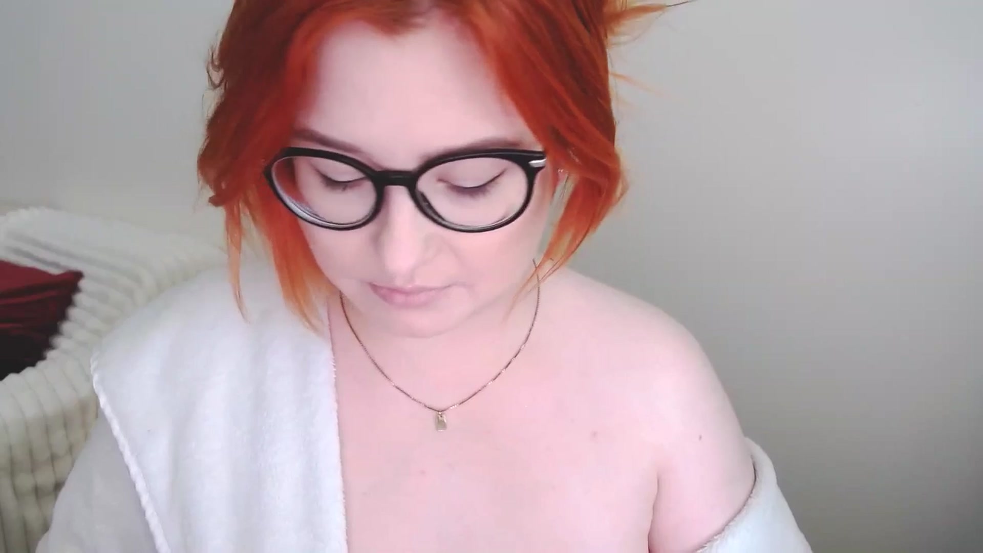 Gallery image thumbnail from EvaStar19's myfreecams stream on, 04/27/2025, 11:49 image 12 of 20