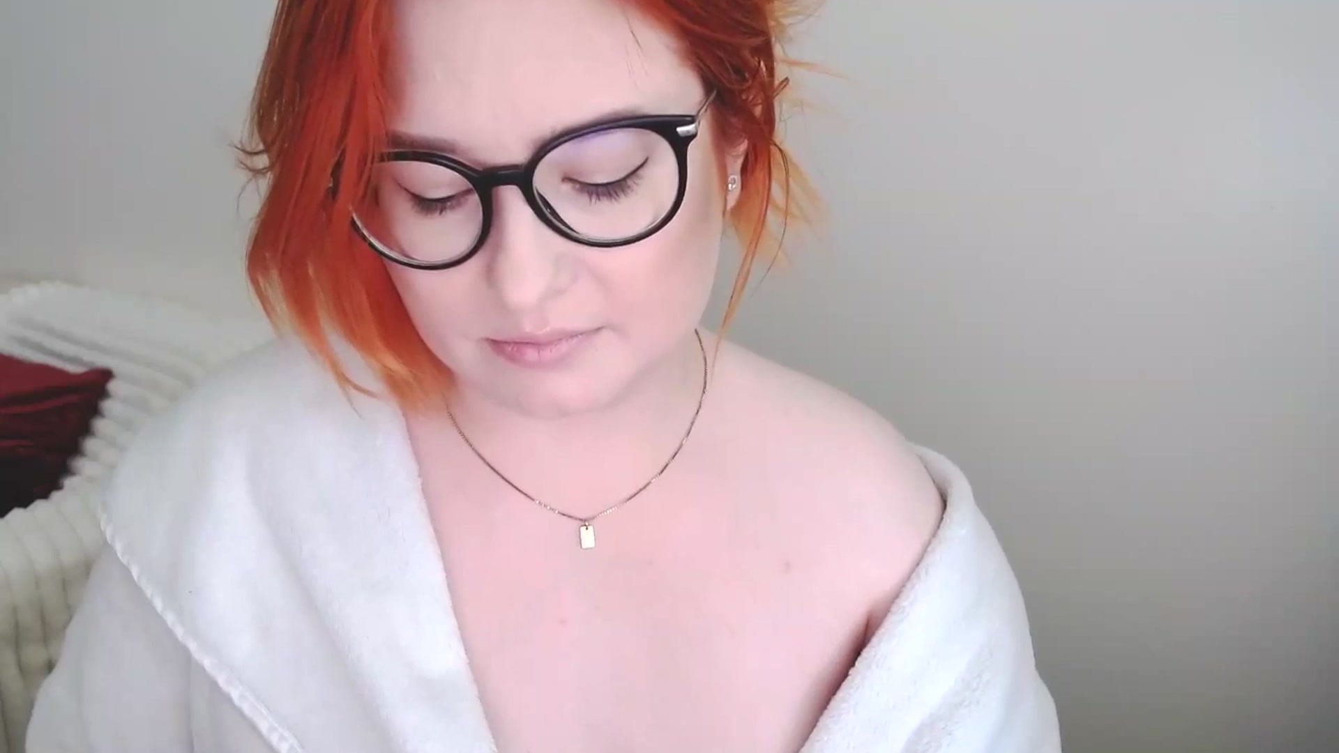 Gallery image thumbnail from EvaStar19's myfreecams stream on, 04/27/2025, 11:49 image 19 of 20