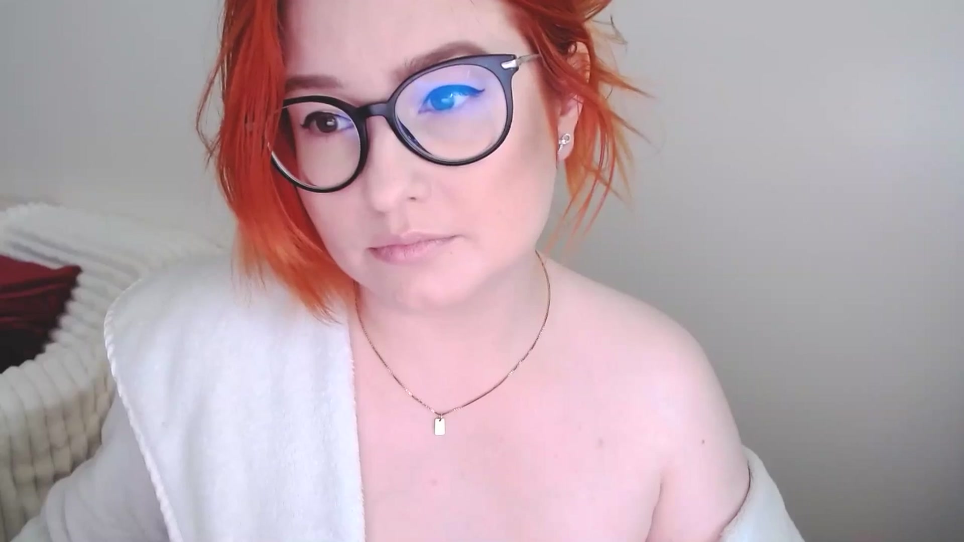 Gallery image thumbnail from EvaStar19's myfreecams stream on, 04/27/2025, 11:49 image 10 of 20