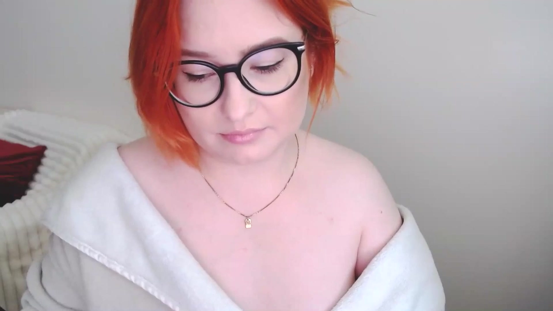 Gallery image thumbnail from EvaStar19's myfreecams stream on, 04/27/2025, 12:24 image 19 of 20