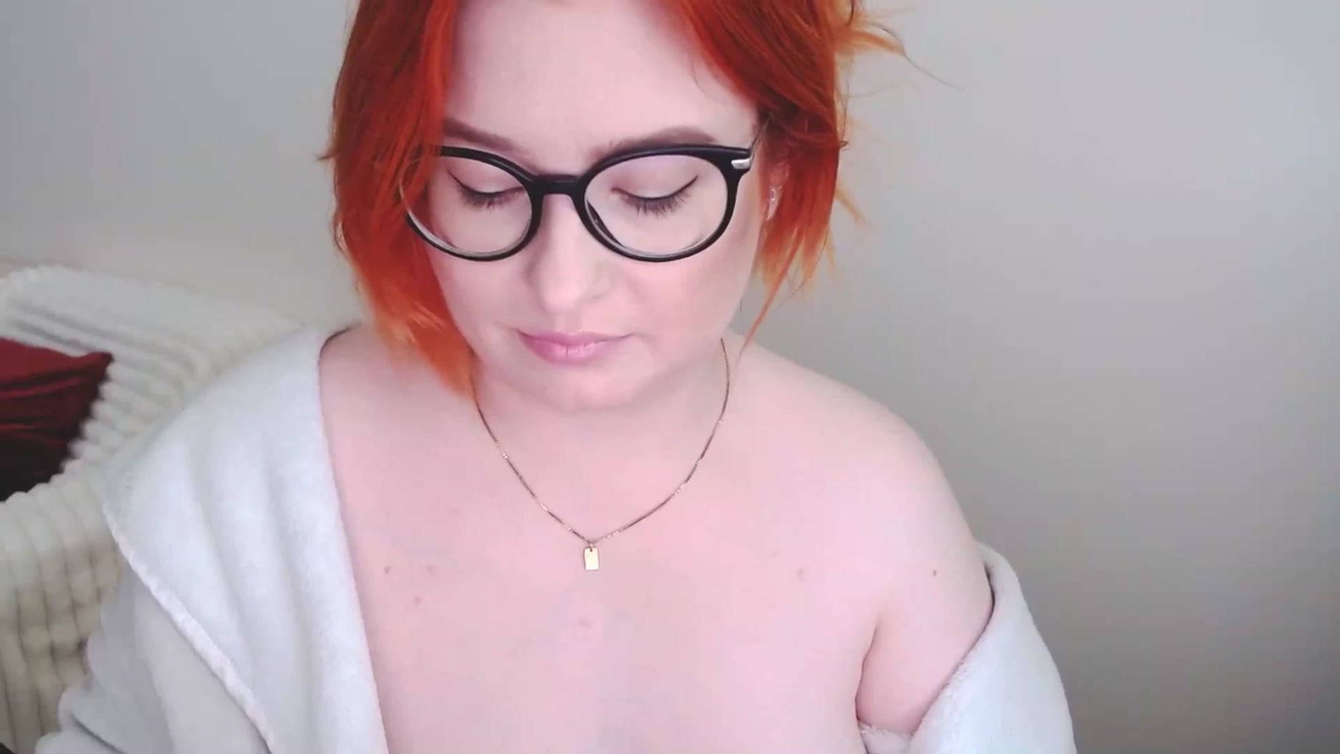 Gallery image thumbnail from EvaStar19's myfreecams stream on, 04/27/2025, 12:24 image 16 of 20
