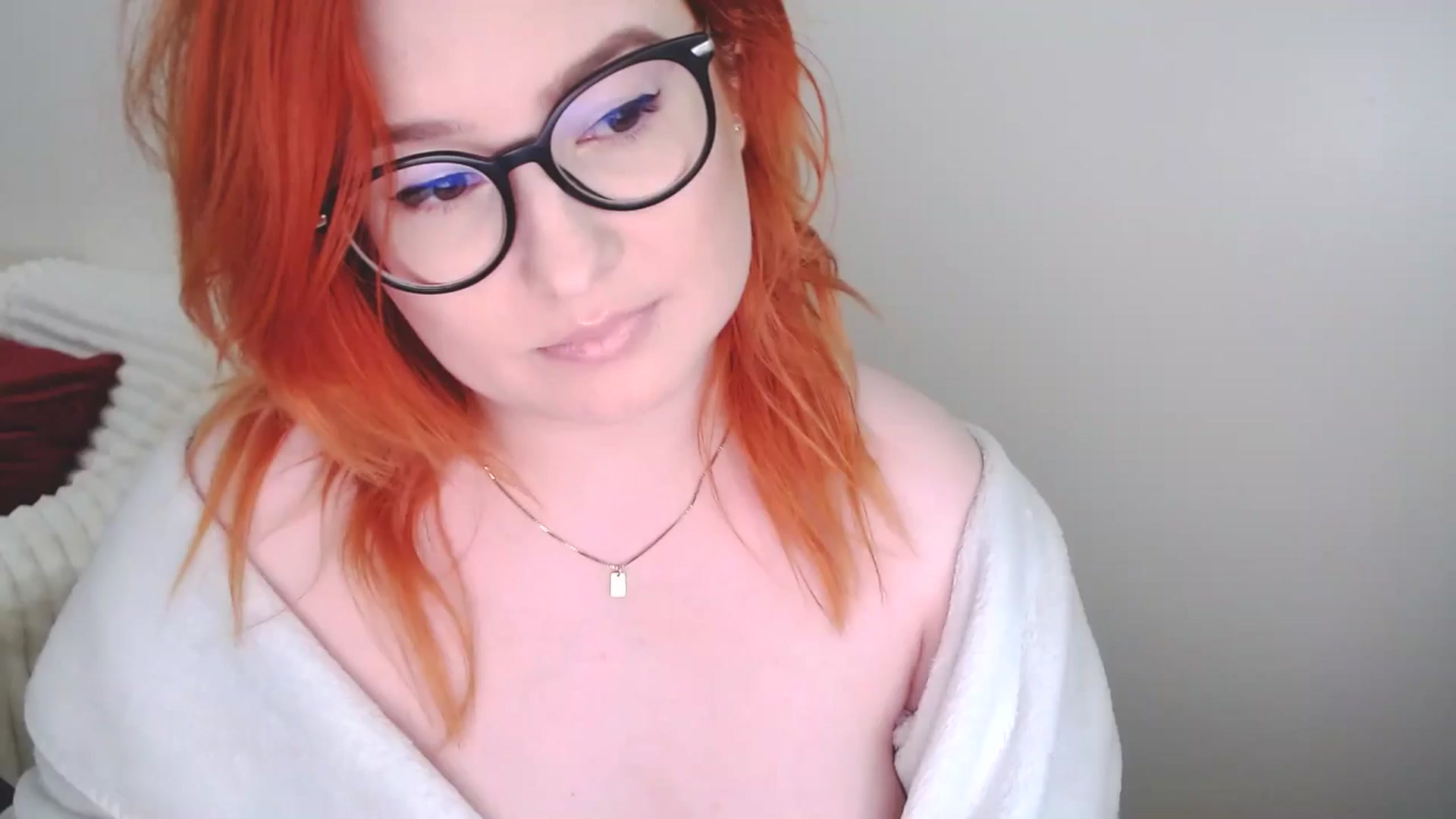 Gallery image thumbnail from EvaStar19's myfreecams stream on, 04/27/2025, 15:25 image 8 of 20