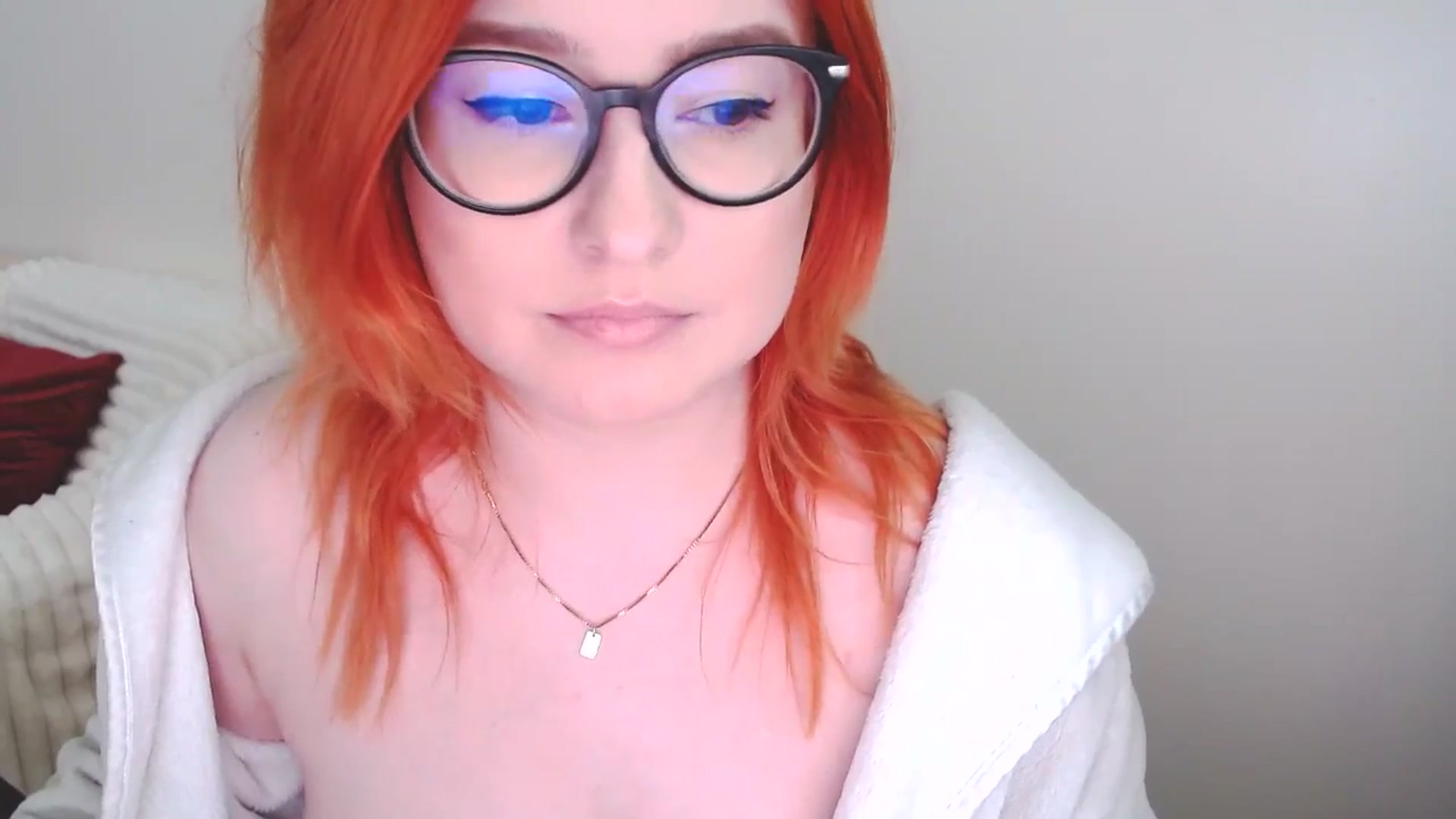Gallery image thumbnail from EvaStar19's myfreecams stream on, 04/27/2025, 15:25 image 14 of 20