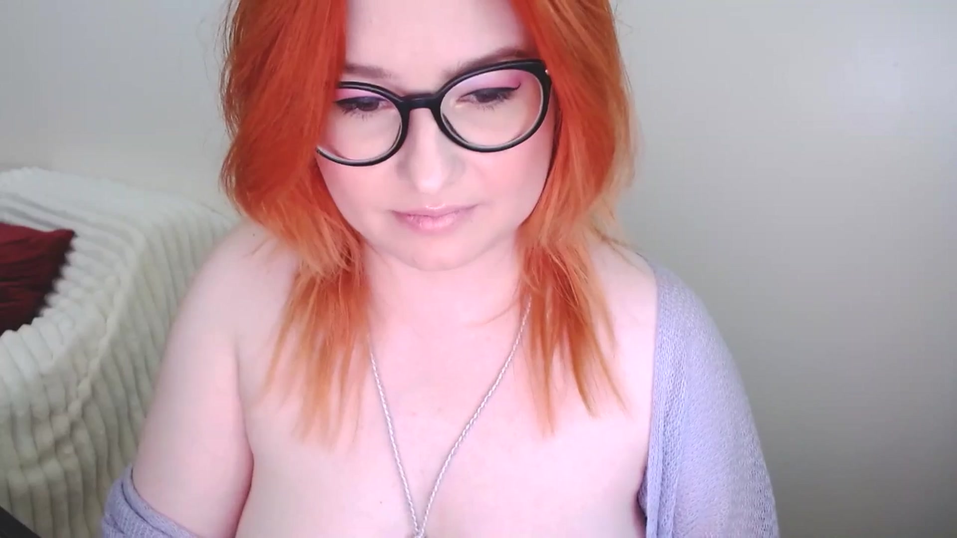 Gallery image thumbnail from EvaStar19's myfreecams stream on, 04/28/2025, 11:05 image 10 of 20