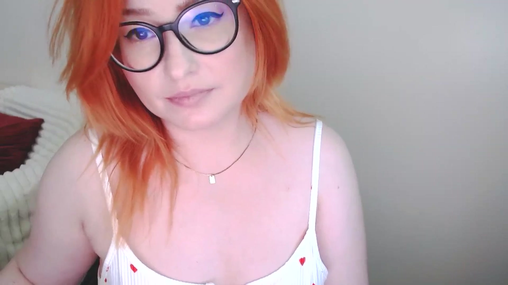 Gallery image thumbnail from EvaStar19's myfreecams stream on, 05/01/2025, 11:27 image 20 of 20