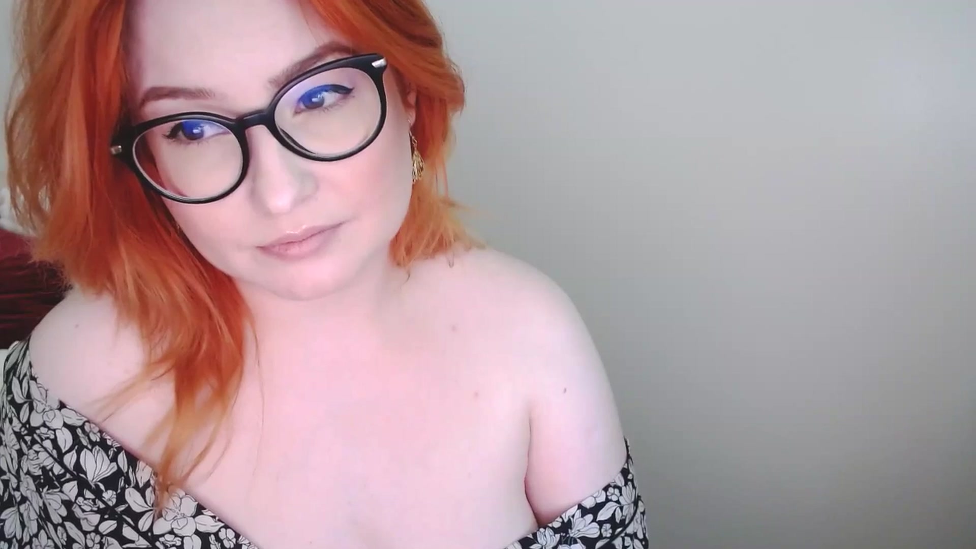 Gallery image thumbnail from EvaStar19's myfreecams stream on, 05/03/2025, 12:54 image 5 of 20