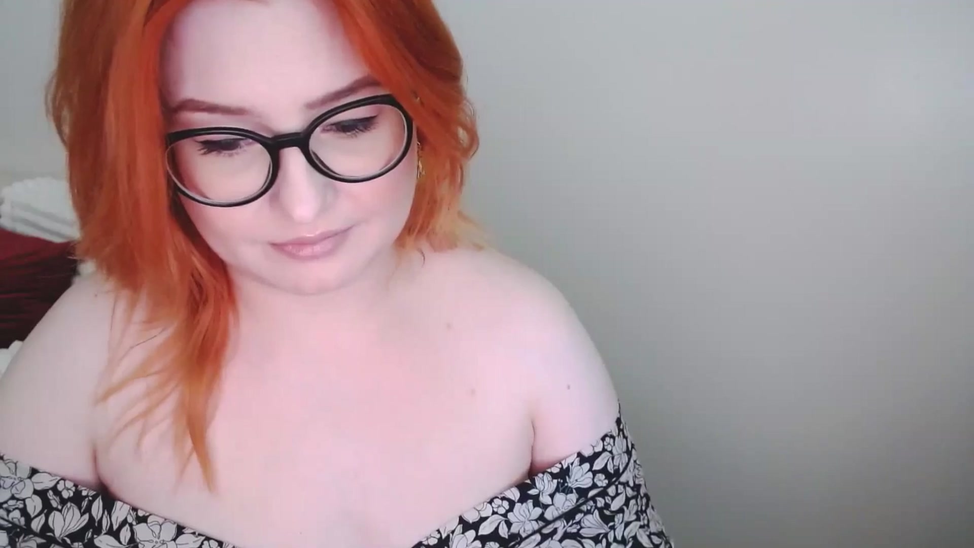 Gallery image thumbnail from EvaStar19's myfreecams stream on, 05/03/2025, 12:54 image 3 of 20