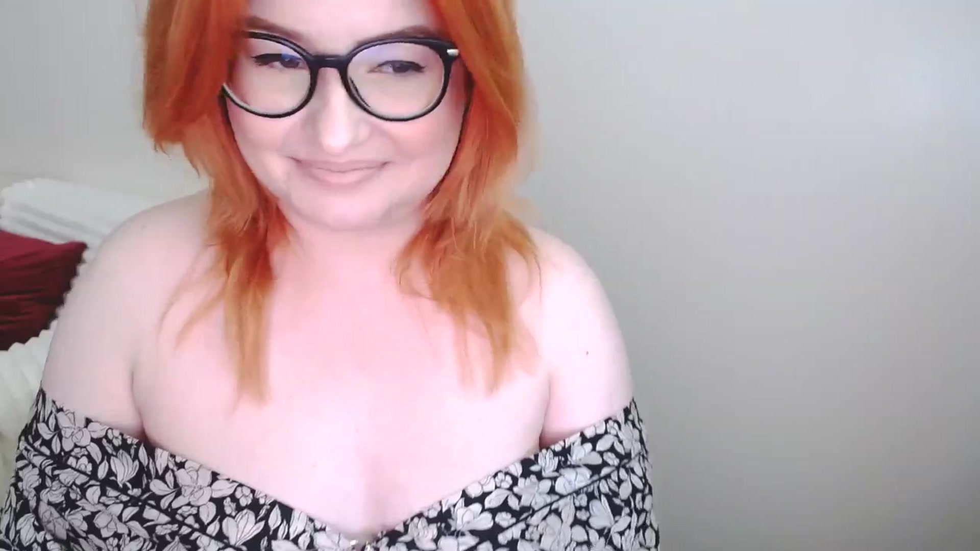 Gallery image thumbnail from EvaStar19's myfreecams stream on, 05/03/2025, 12:54 image 16 of 20